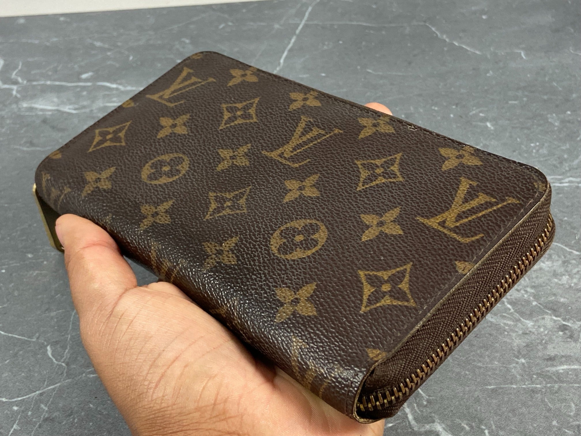 Louis Vuitton Zippy Wallet Monogram Canvas