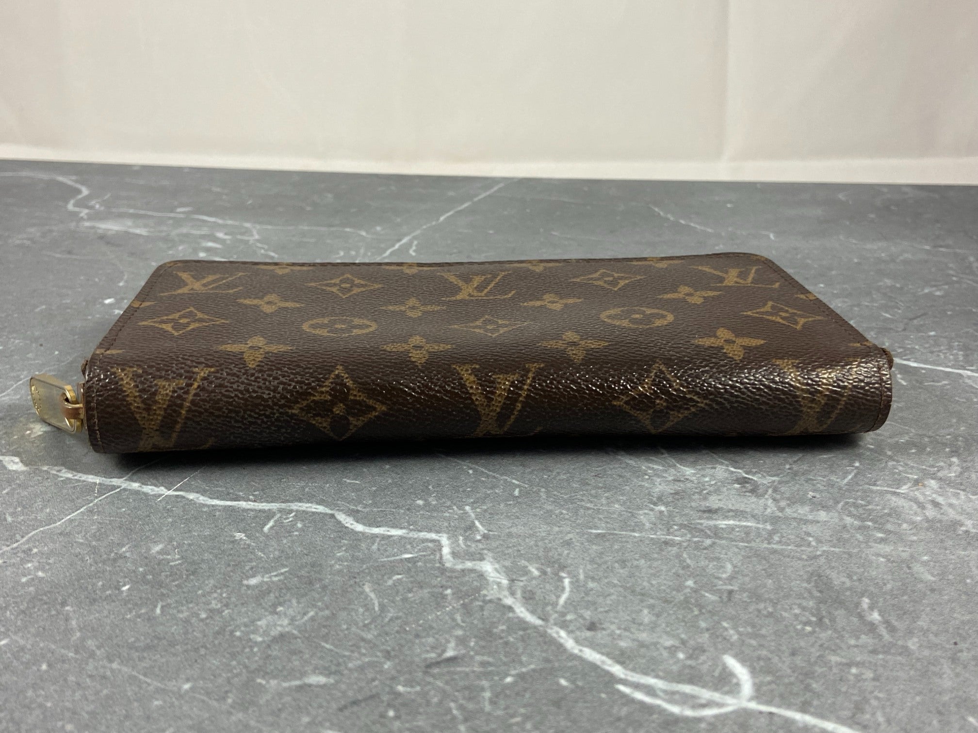 Louis Vuitton Zippy Wallet Monogram Canvas