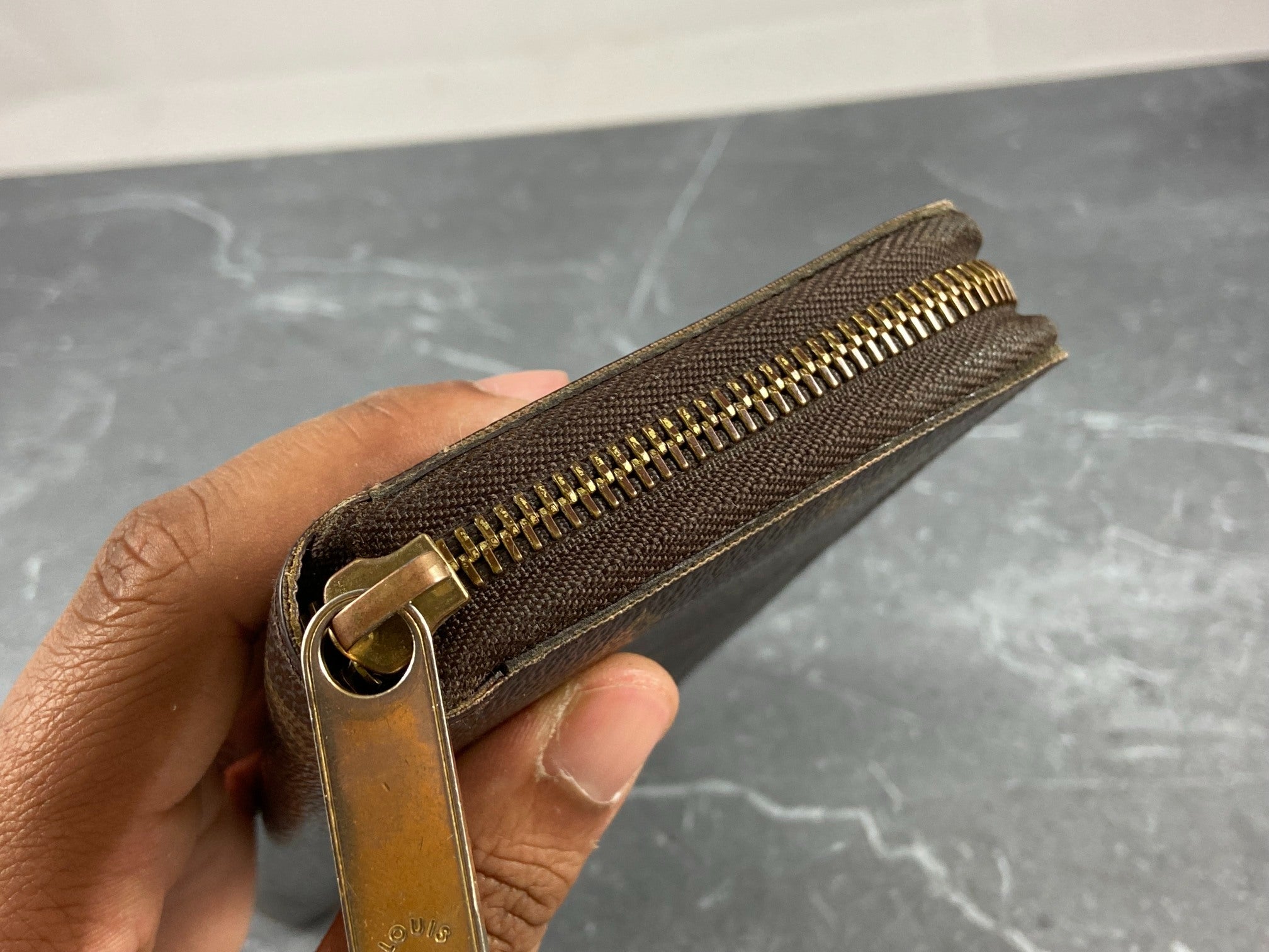 Louis Vuitton Zippy Wallet Monogram Canvas