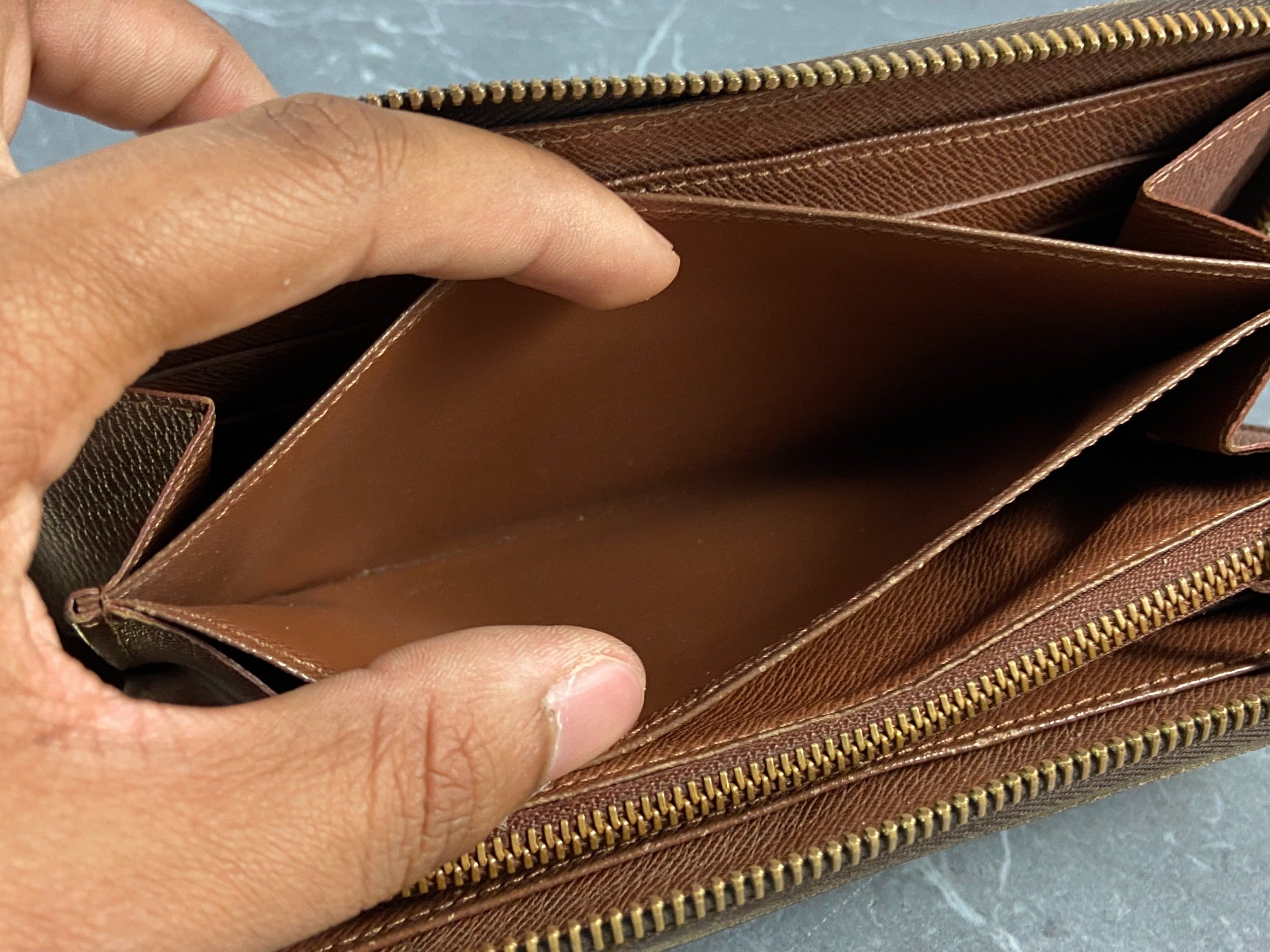 Louis Vuitton Zippy Wallet Monogram Canvas