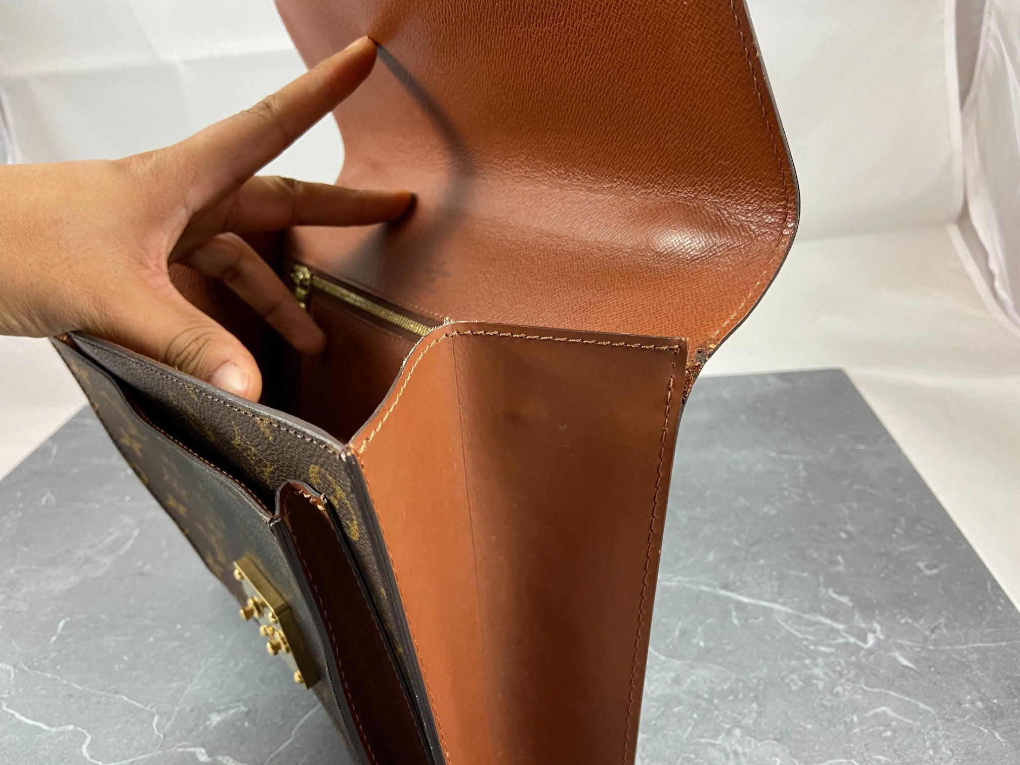 Louis Vuitton Monceau 28 Monogram Canvas