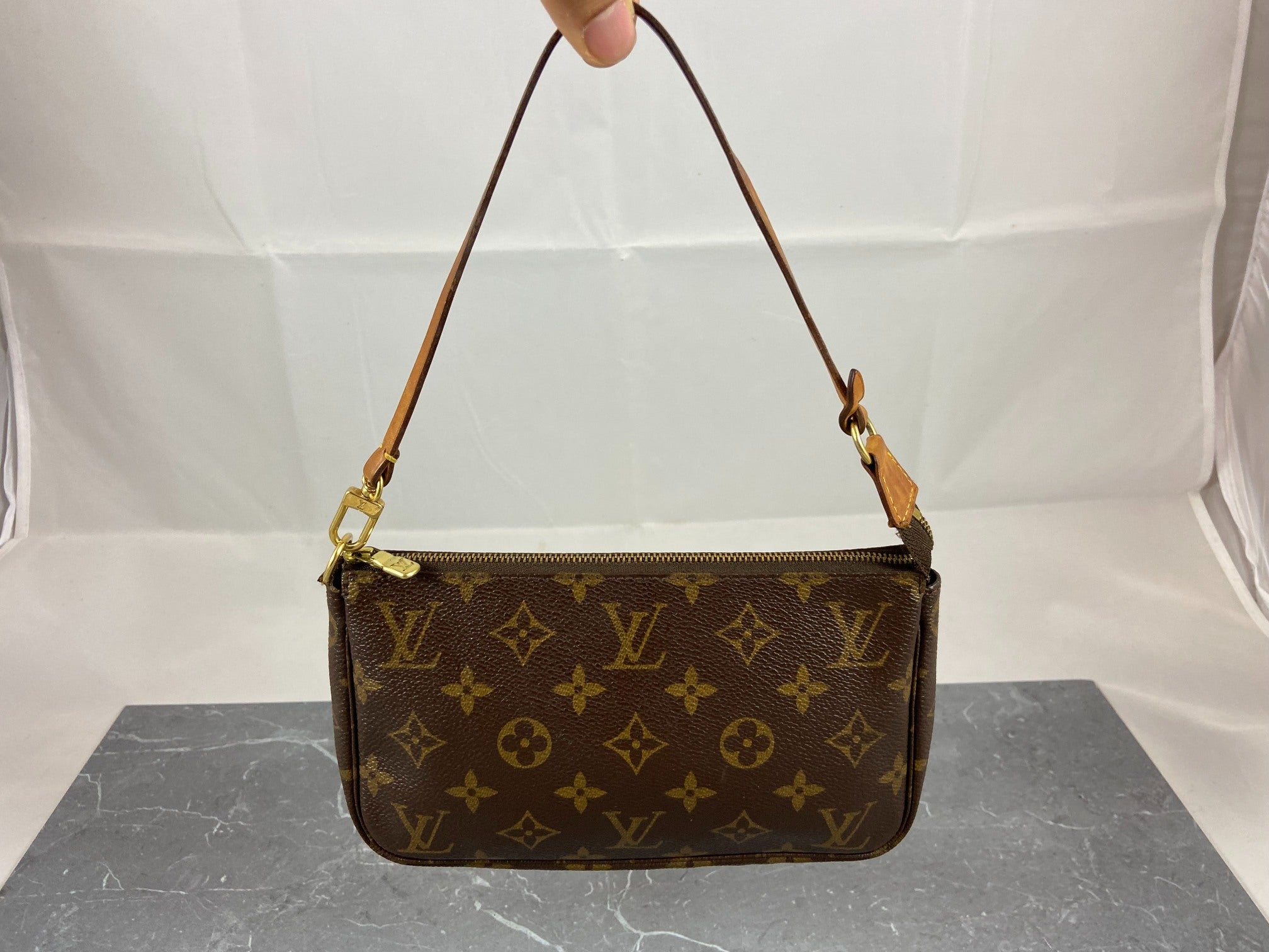 Louis Vuitton Pochette Accessoires Monogram Canvas