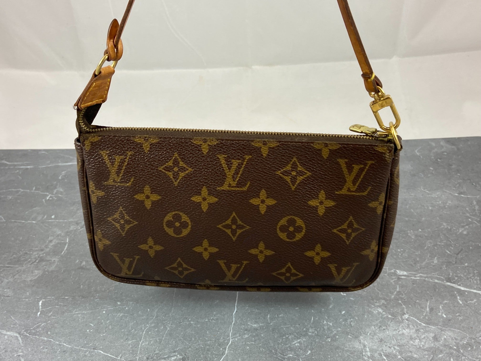 Louis Vuitton Pochette Accessoires Monogram Canvas