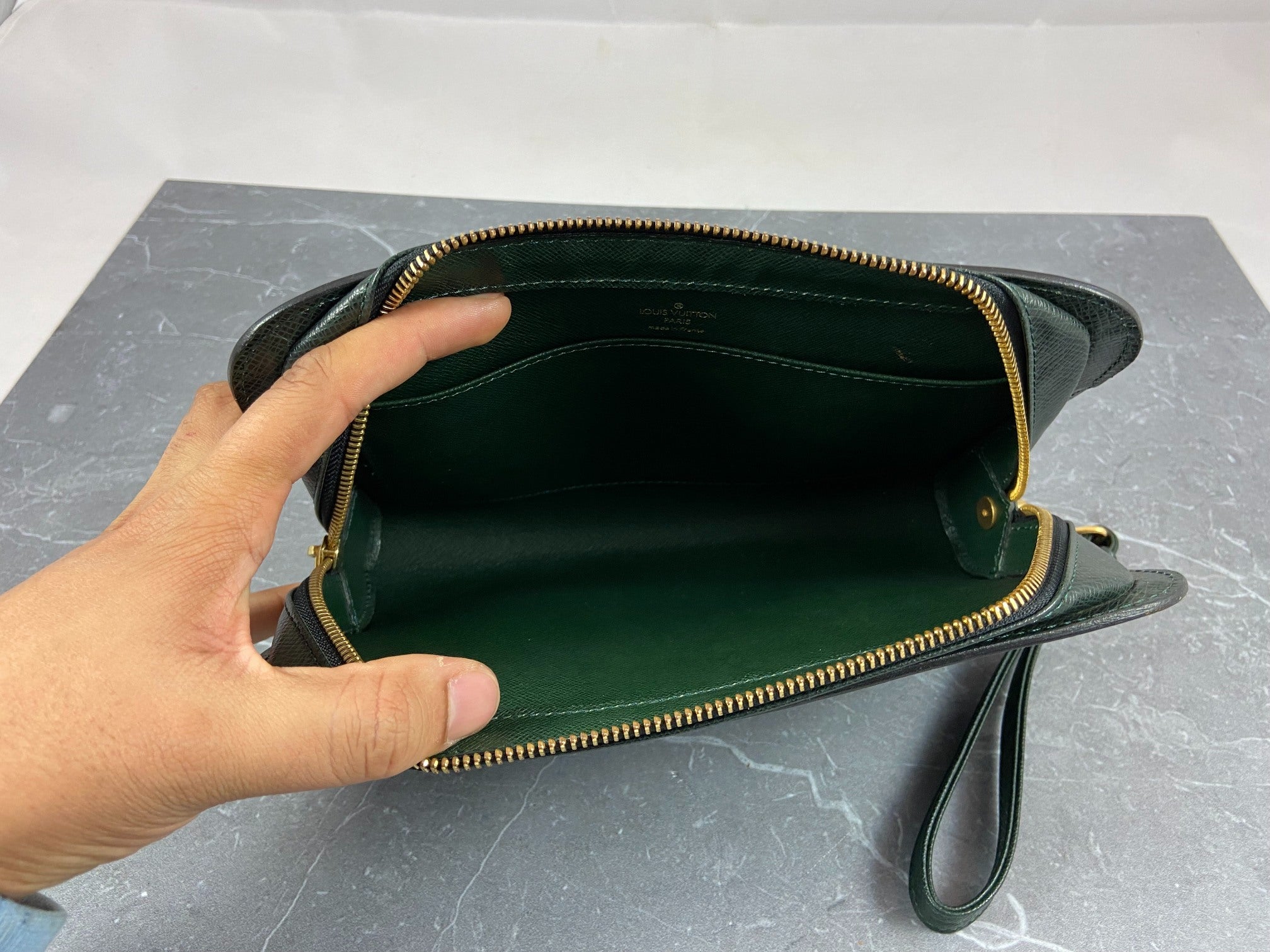 Louis Vuitton Baikal Clutch Epicea Green Taiga Leather