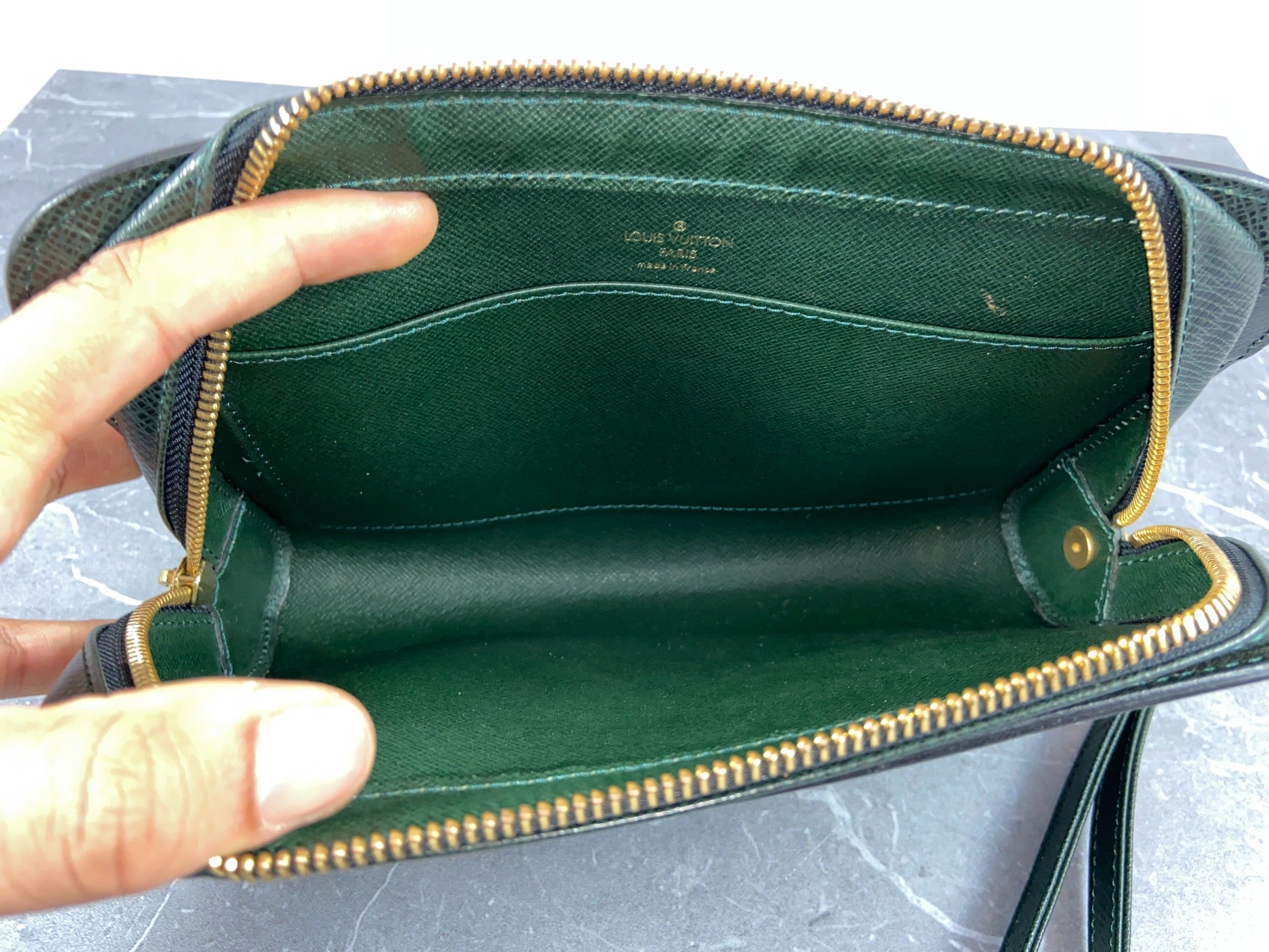 Louis Vuitton Baikal Clutch Epicea Green Taiga Leather