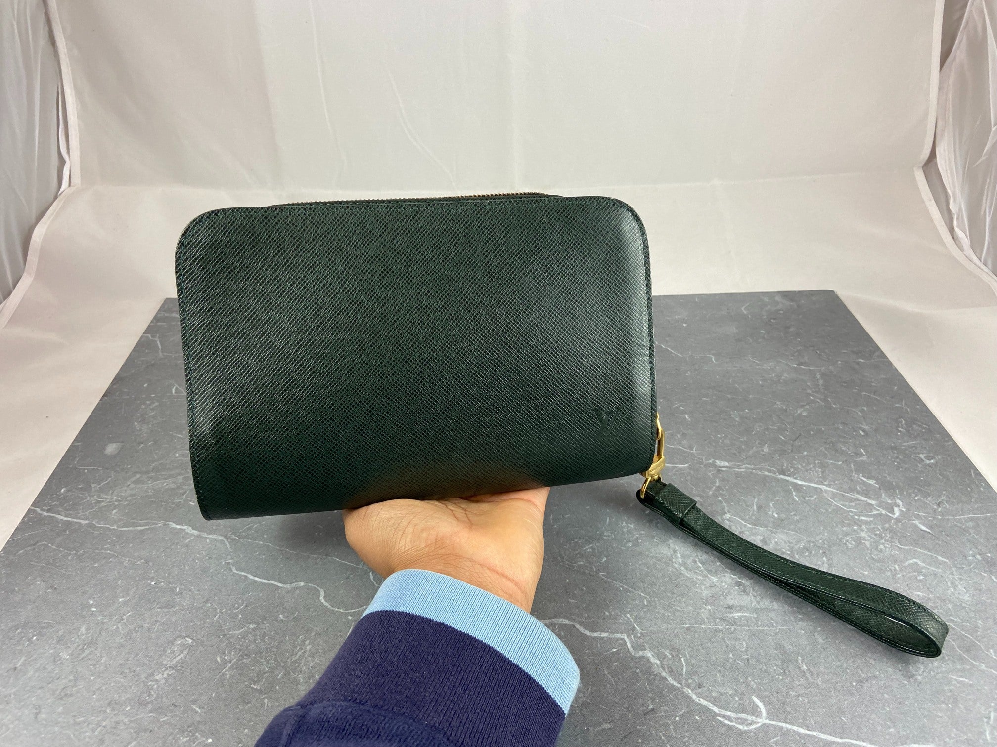 Louis Vuitton Baikal Clutch Epicea Green Taiga Leather