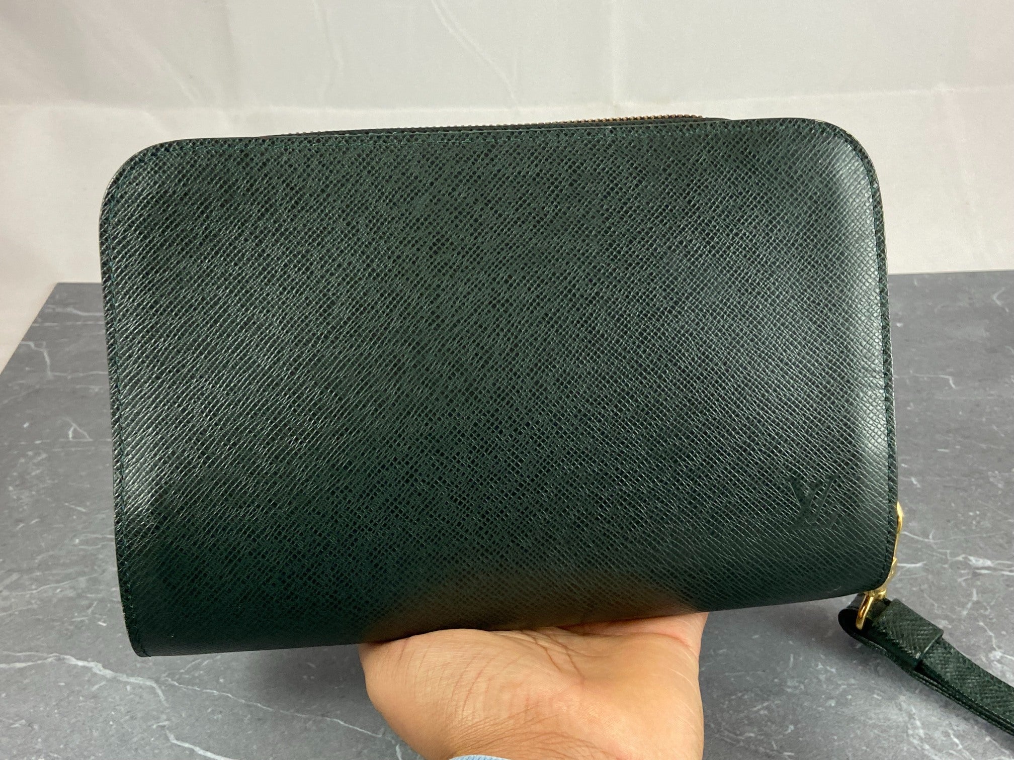 Louis Vuitton Baikal Clutch Epicea Green Taiga Leather