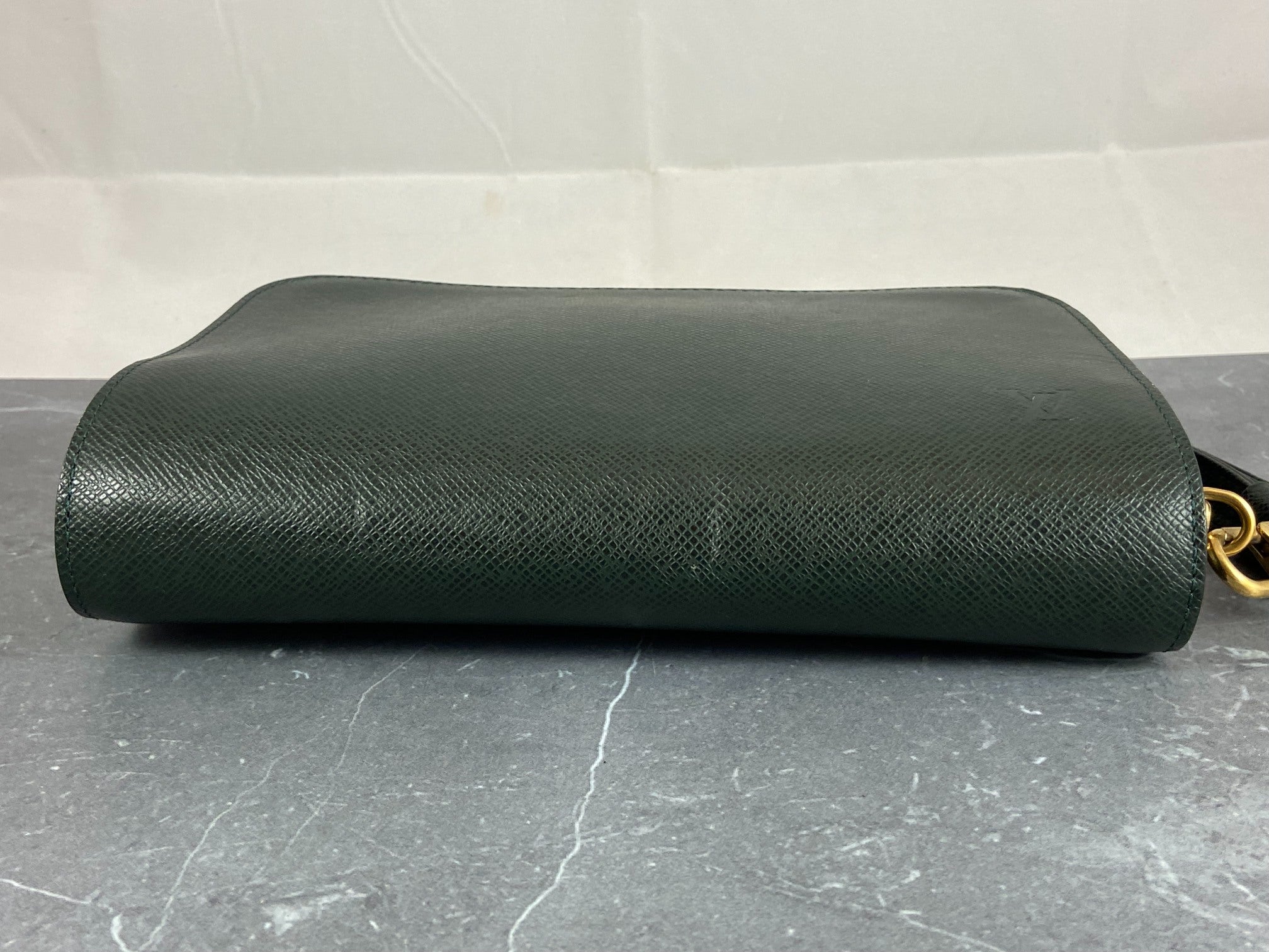Louis Vuitton Baikal Clutch Epicea Green Taiga Leather