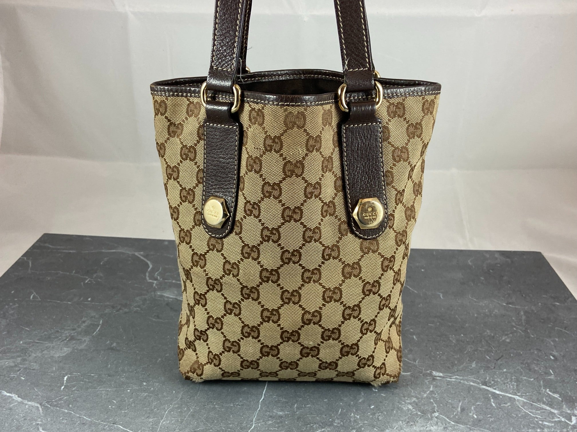 Gucci Charmy Hand / Shopper Bag Beige GG Monogram