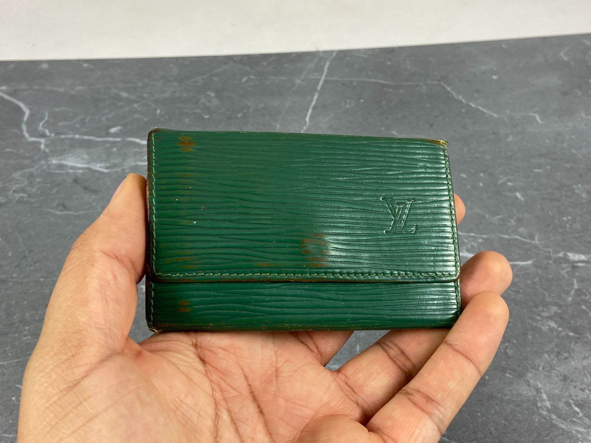 Louis Vuitton 6 Key Holder Black Epi Leather