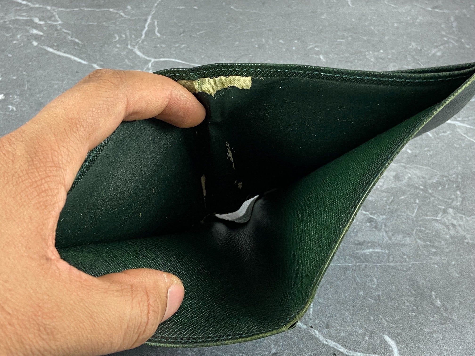 Louis Vuitton Bifold Wallet Dark Green Taiga Leather