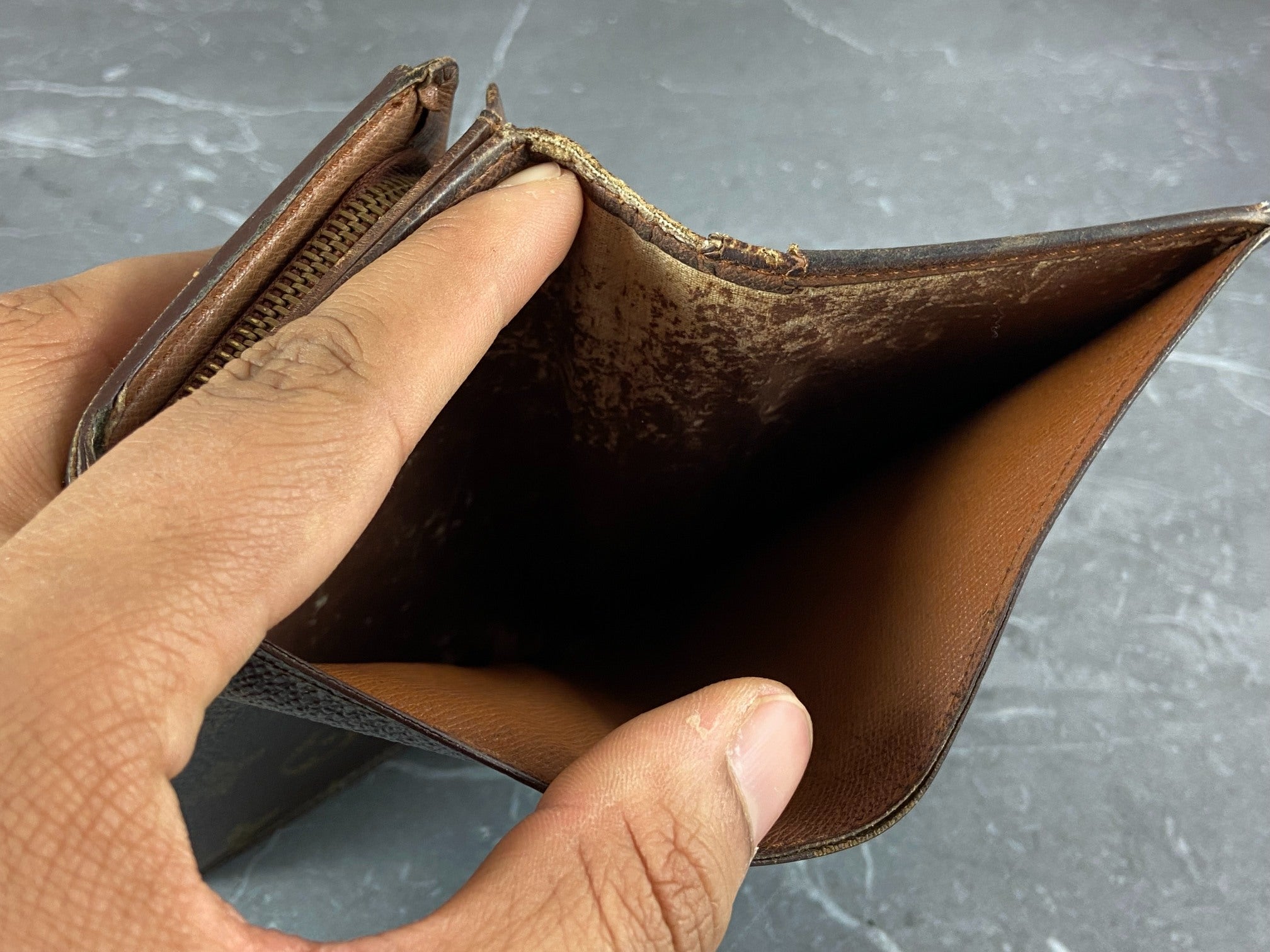 Louis Vuitton Porte-Monnaie Tresor Monogram Canvas