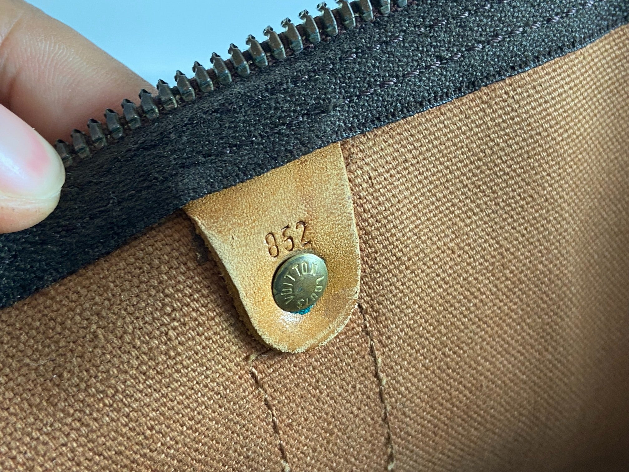 Louis Vuitton Keepall 55 Monogram Canvas