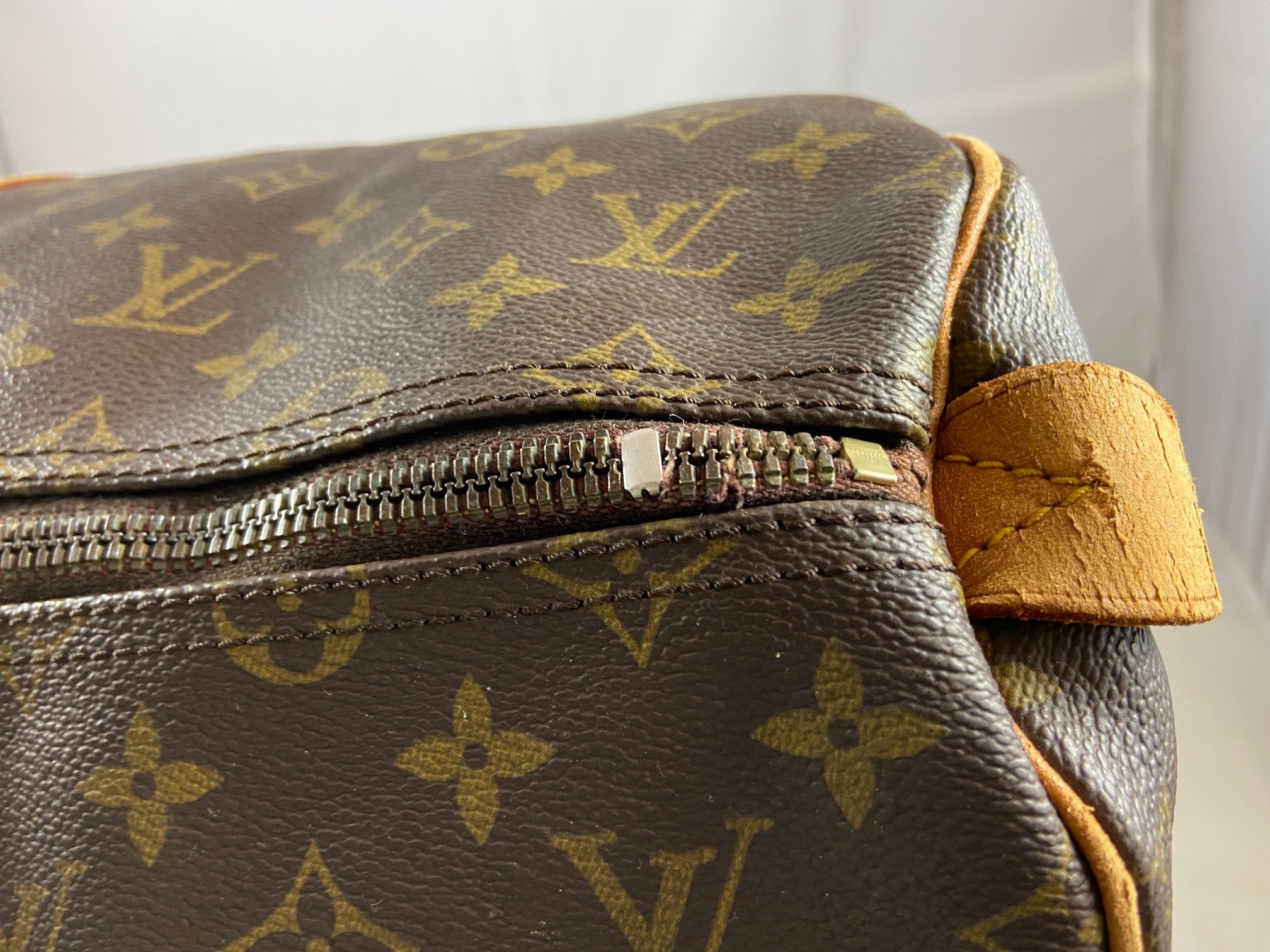 Louis Vuitton Keepall 55 Monogram Canvas