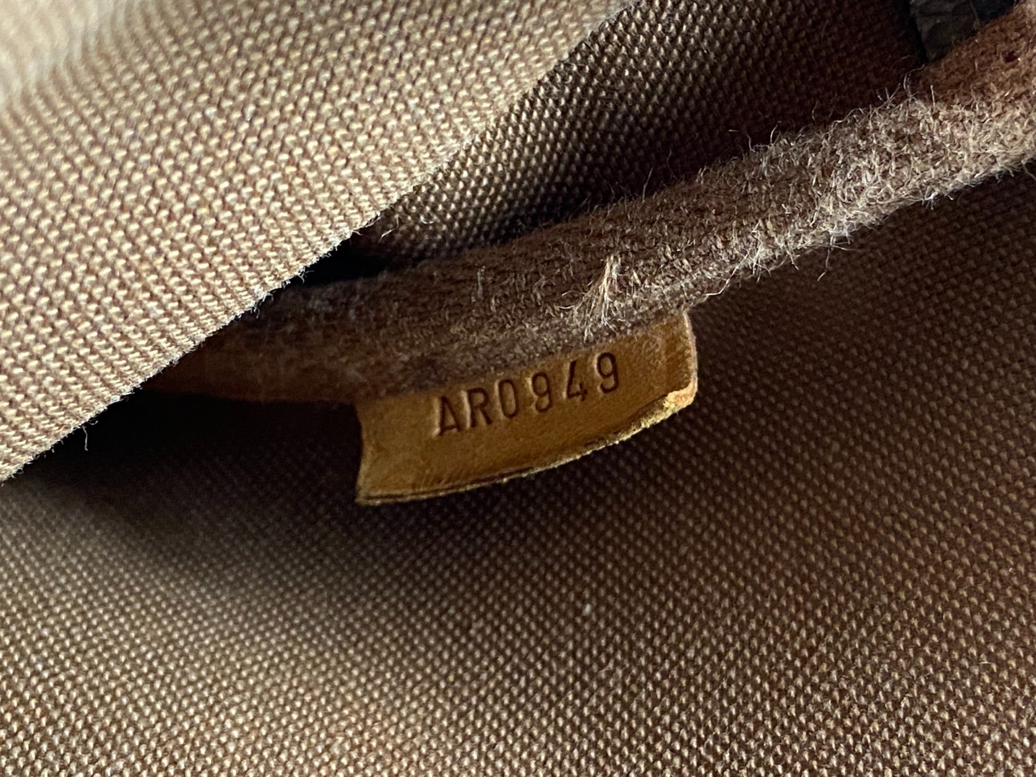 Louis Vuitton Pochette Accessoires Monogram Canvas