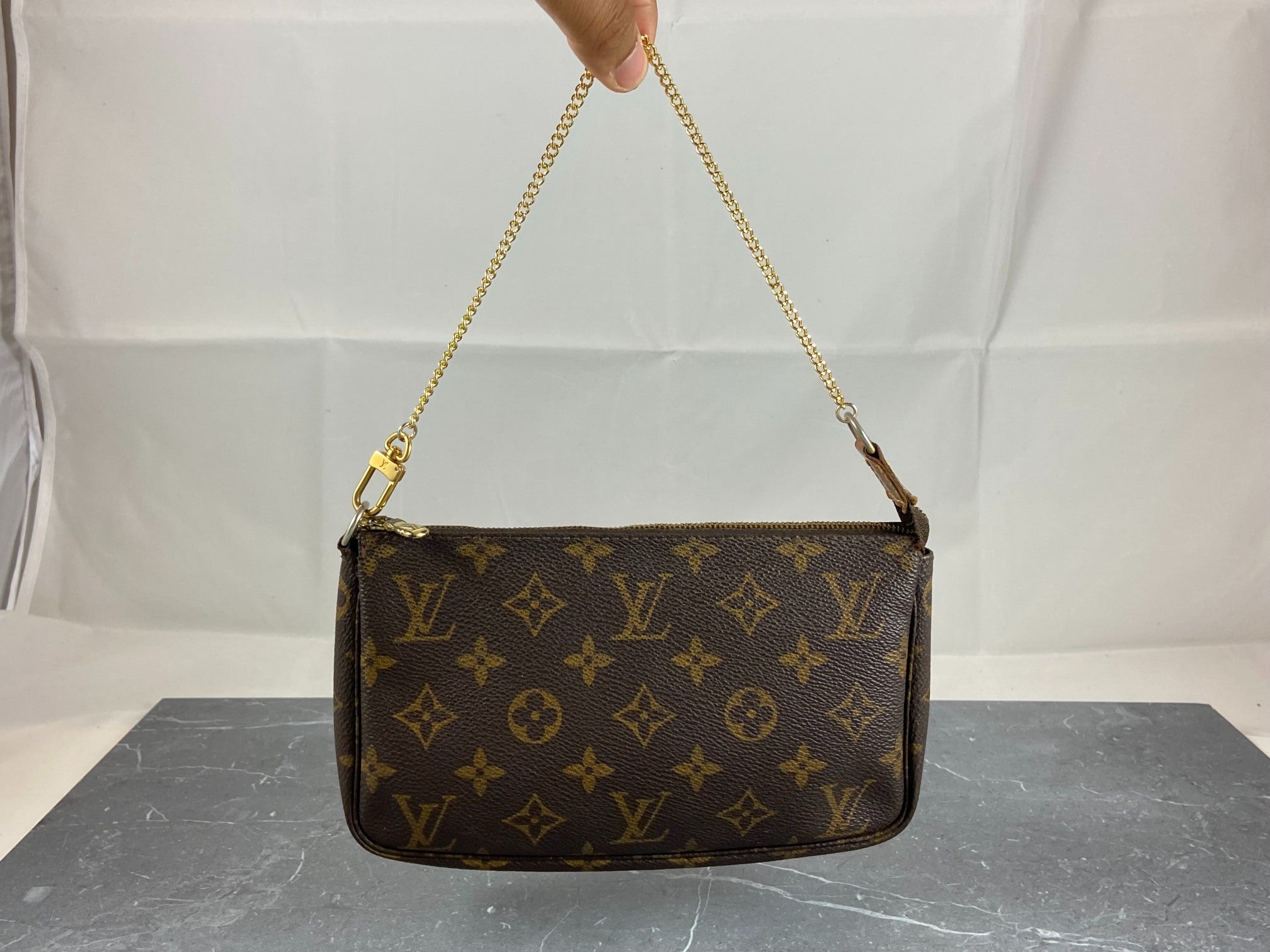 Louis Vuitton Pochette Accessoires Monogram Canvas