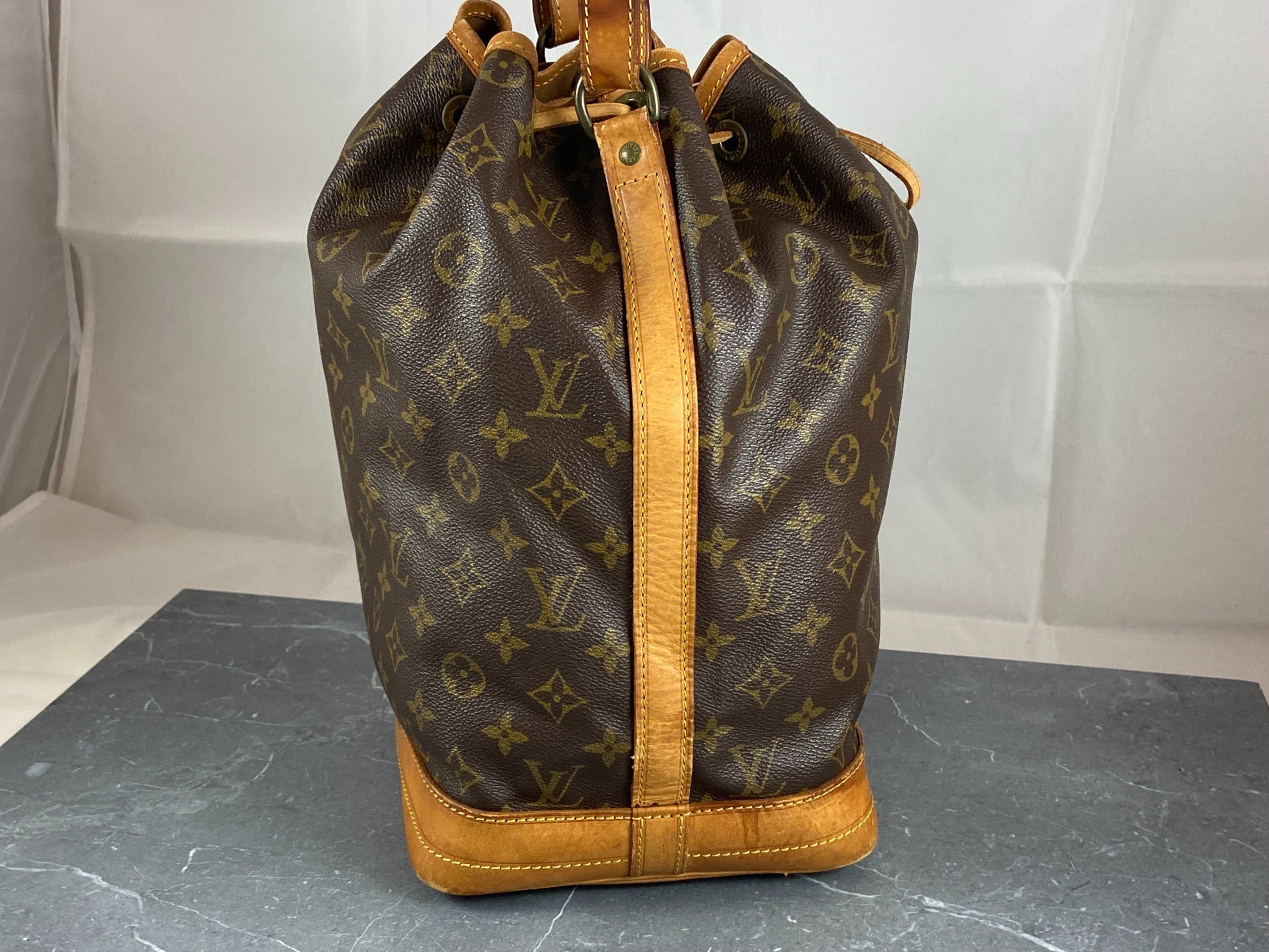 Louis Vuitton Sac Noé Grand Monogram Canvas
