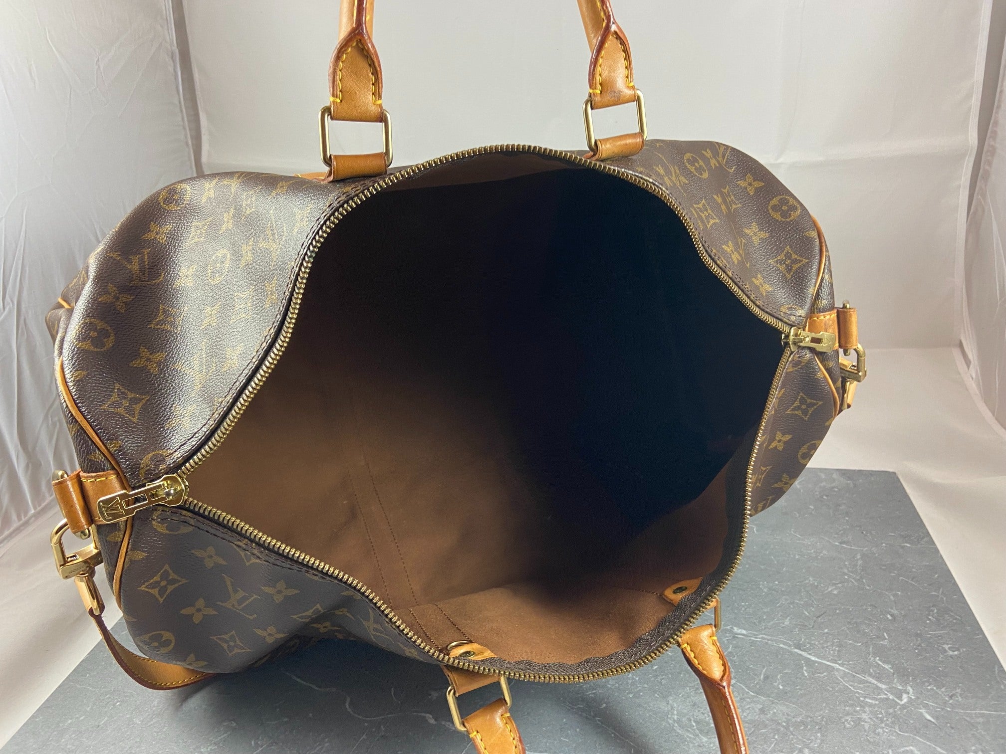 Louis Vuitton Keepall 50 Bandoulière Monogram Canvas