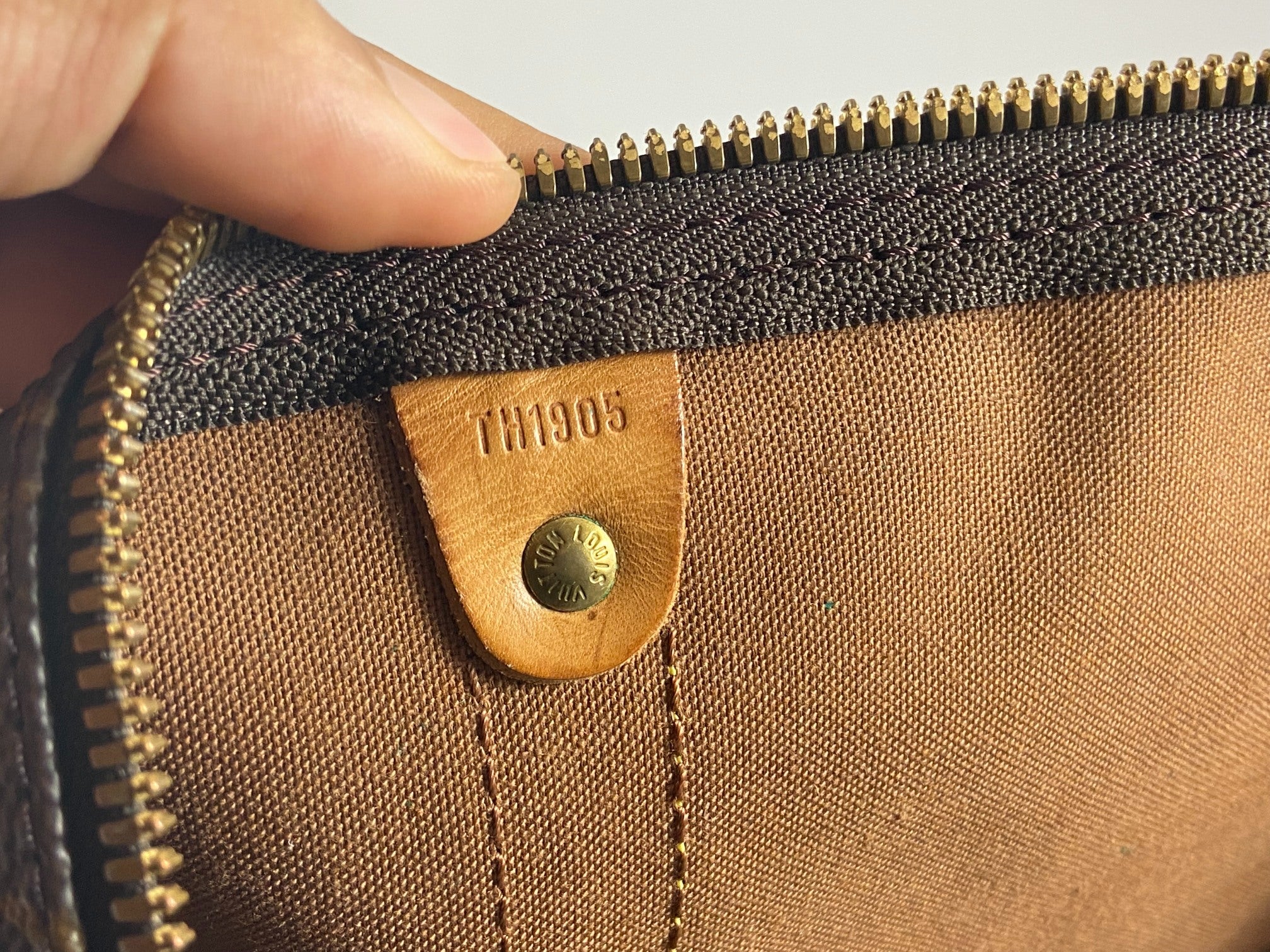 Louis Vuitton Keepall 50 Bandoulière Monogram Canvas