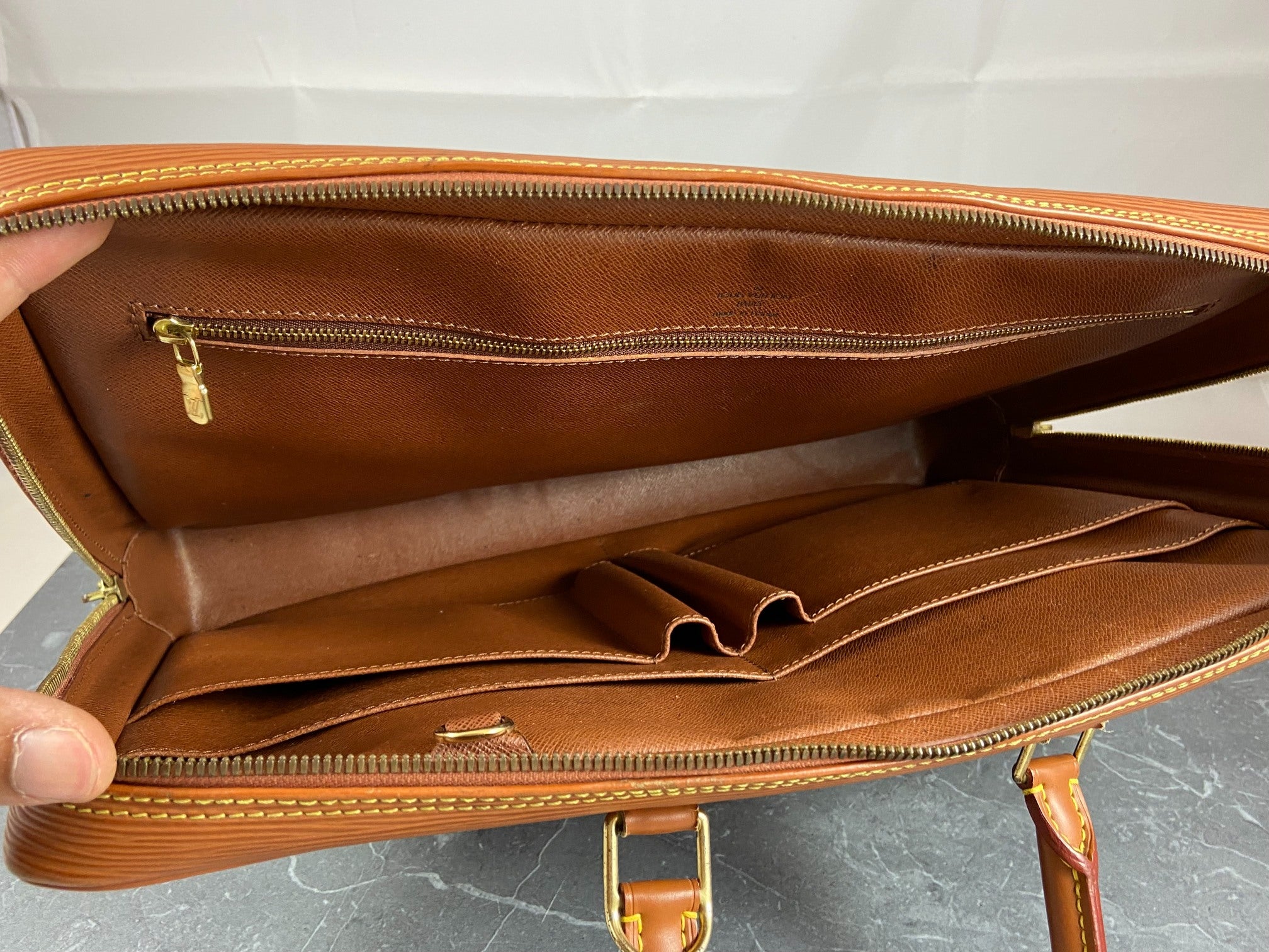 Louis Vuitton Porte Documents Voyage Brown Epi Leather