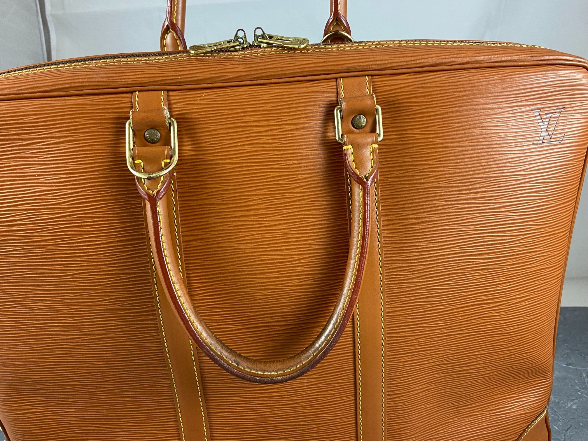 Louis Vuitton Porte Documents Voyage Brown Epi Leather