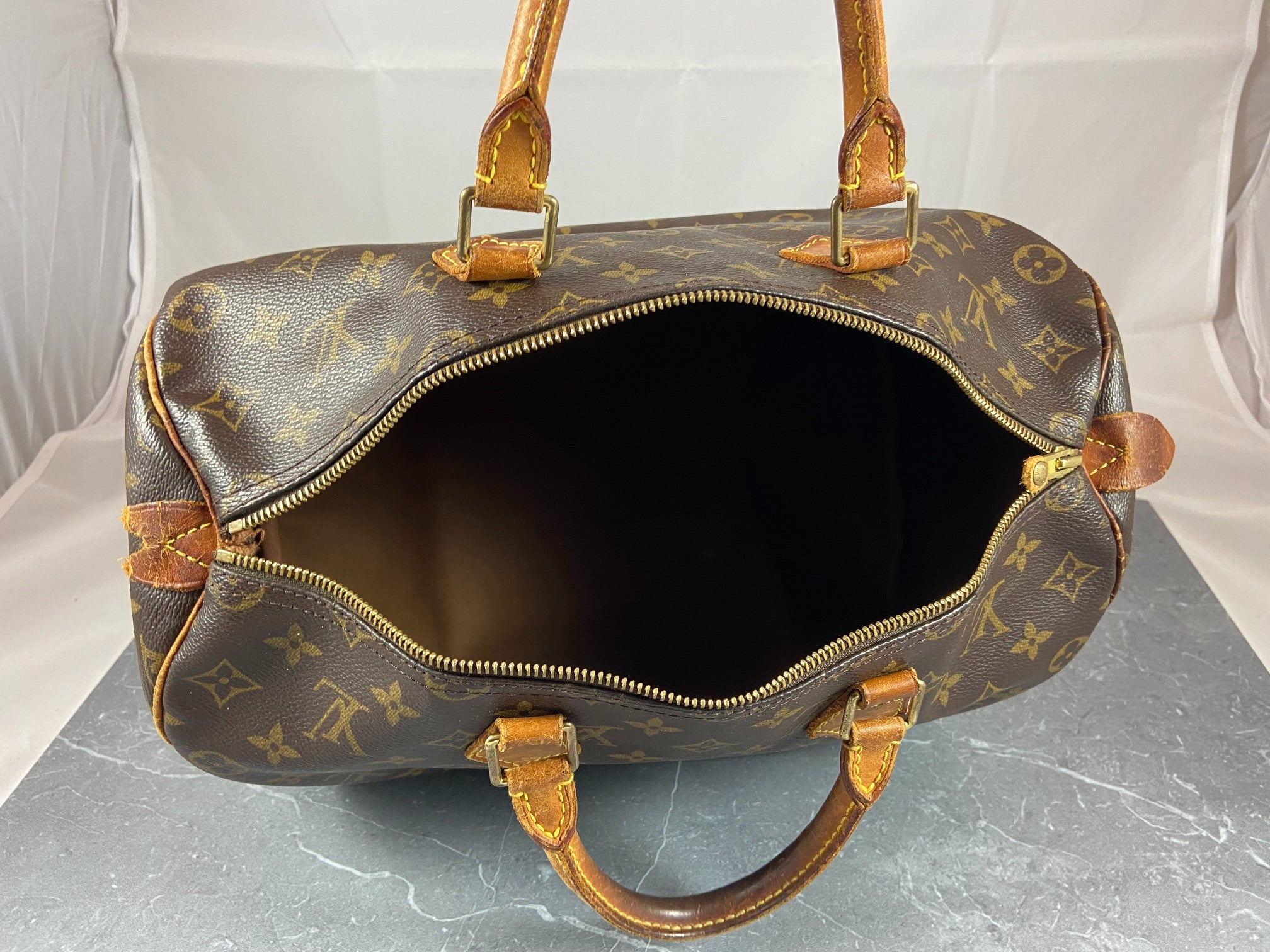 Louis Vuitton Speedy 35 Monogram Canvas