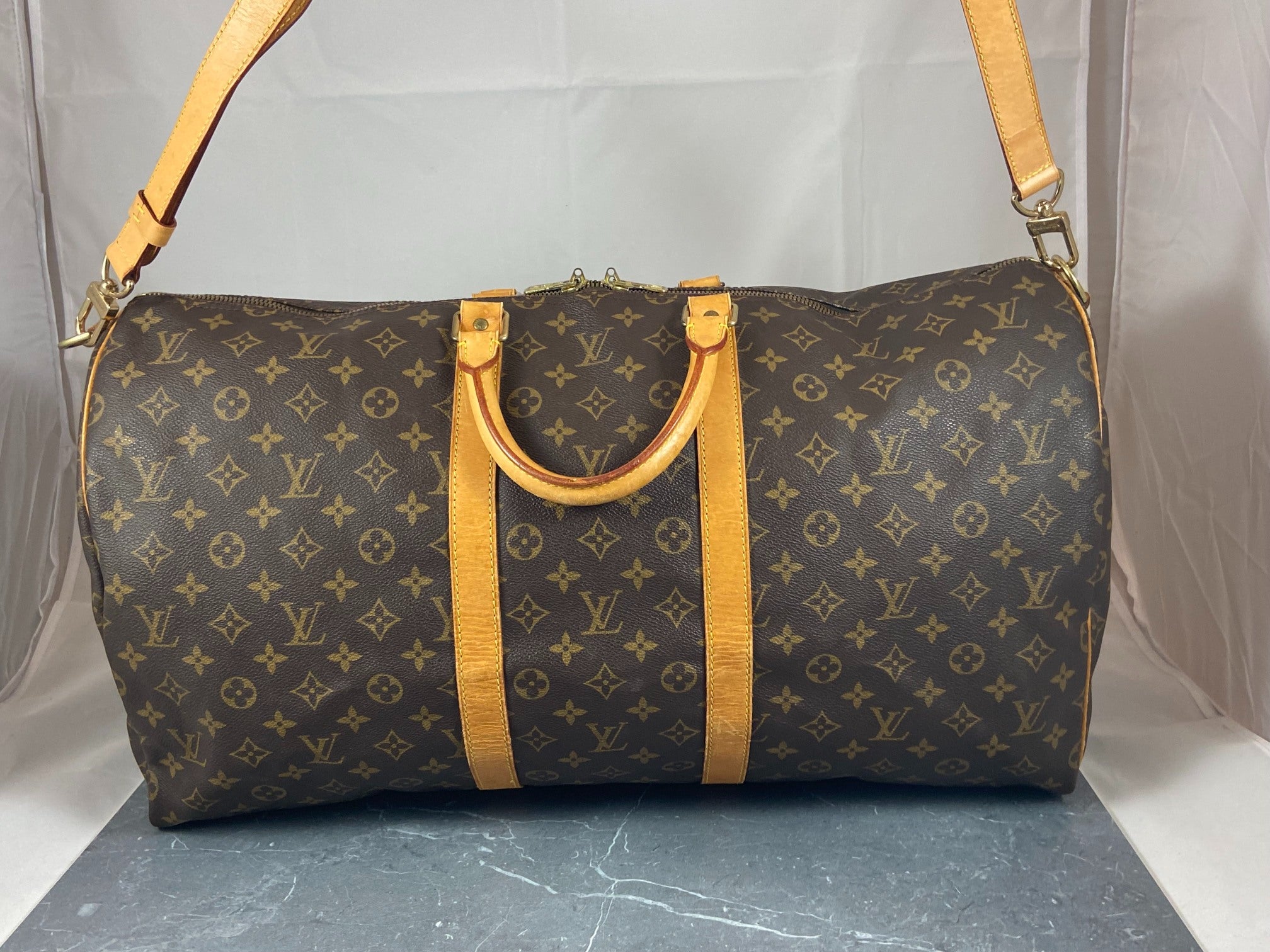 Louis Vuitton Keepall 55 Bandoulière Monogram Canvas