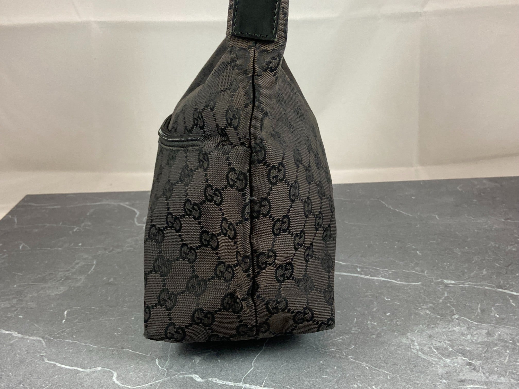 Gucci Hand / Hobo Bag Black GG Monogram