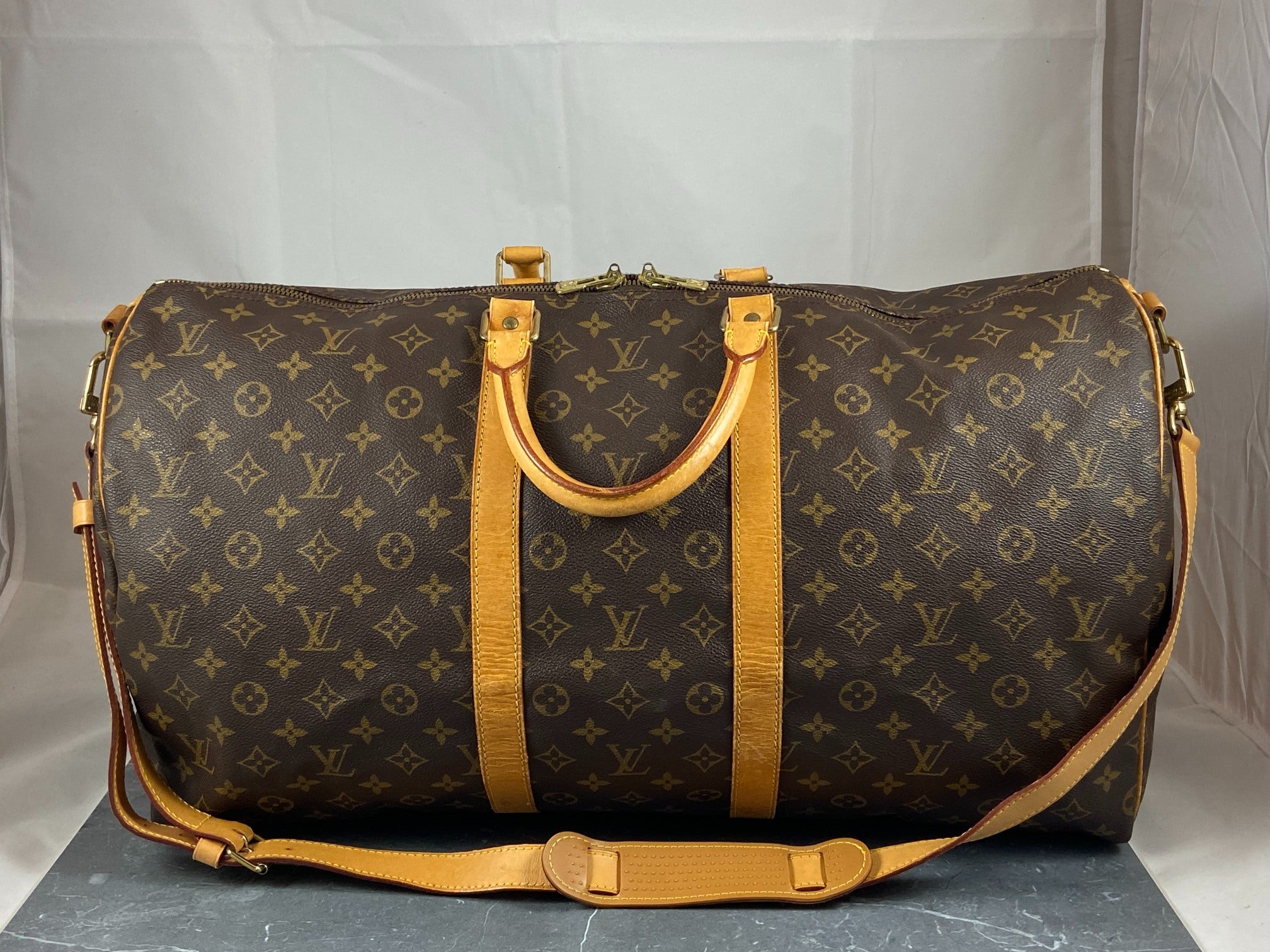 Louis Vuitton Keepall 55 Bandoulière Monogram Canvas