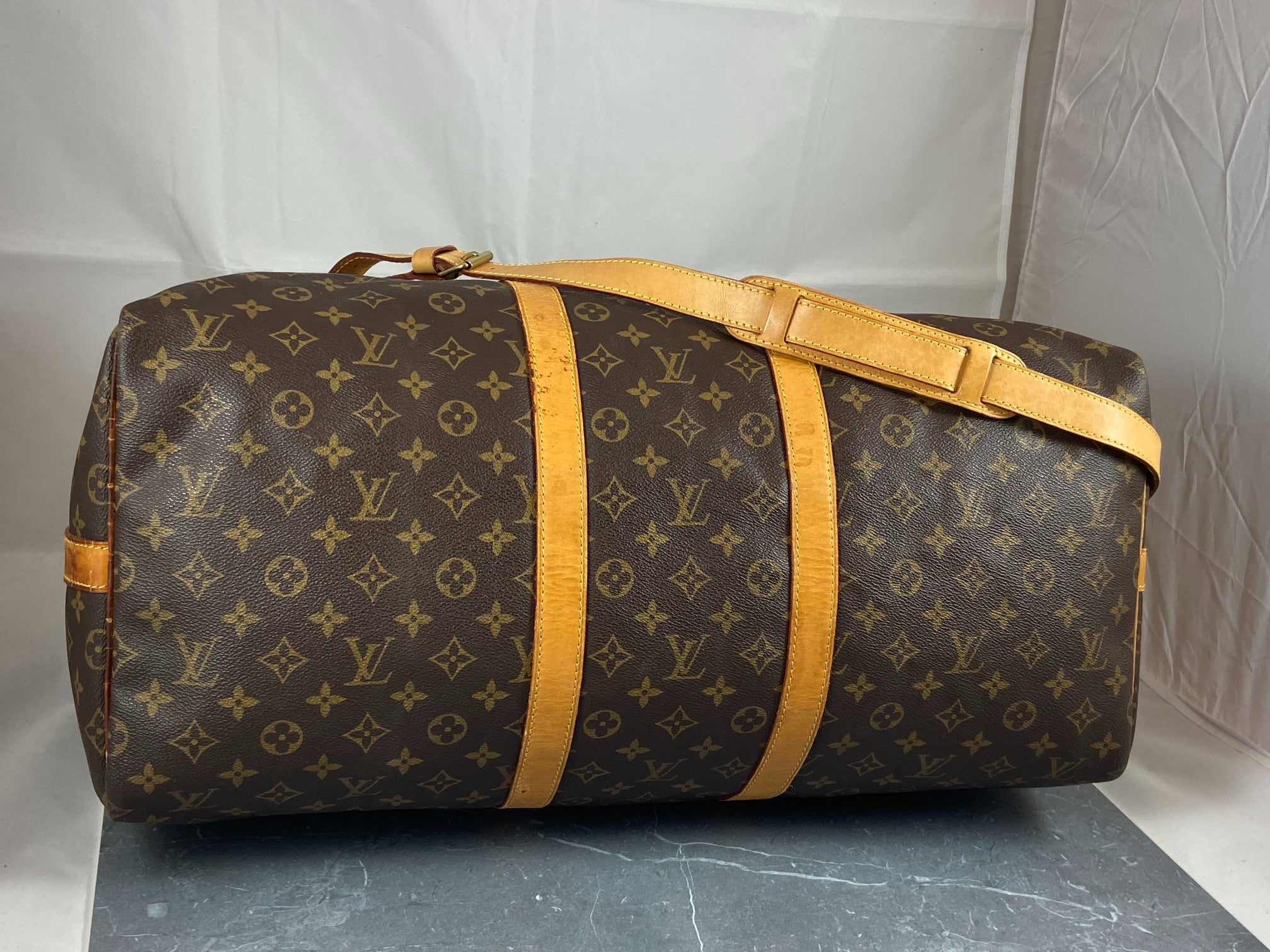 Louis Vuitton Keepall 55 Bandoulière Monogram Canvas