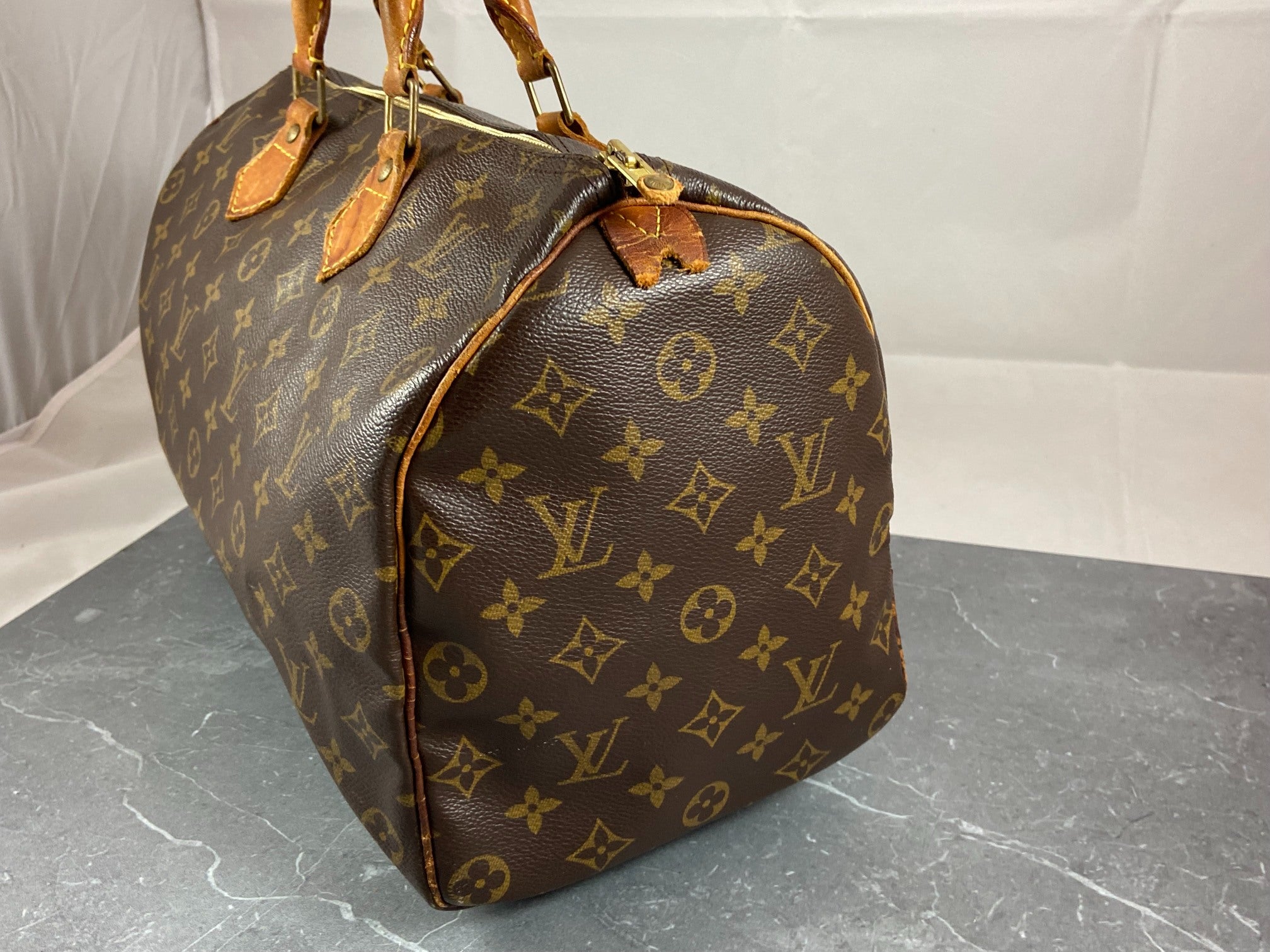 Louis Vuitton Speedy 35 Monogram Canvas
