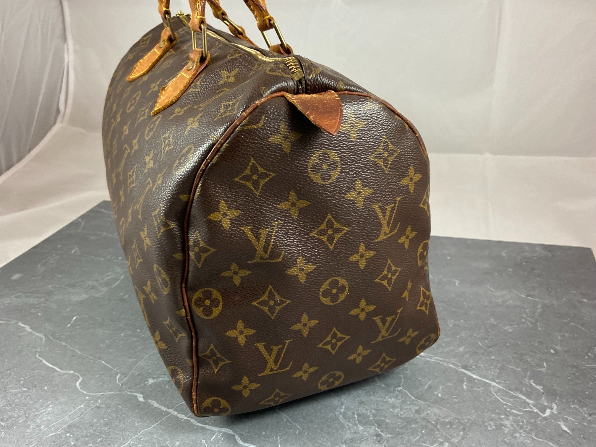 Louis Vuitton Speedy 35 Monogram Canvas