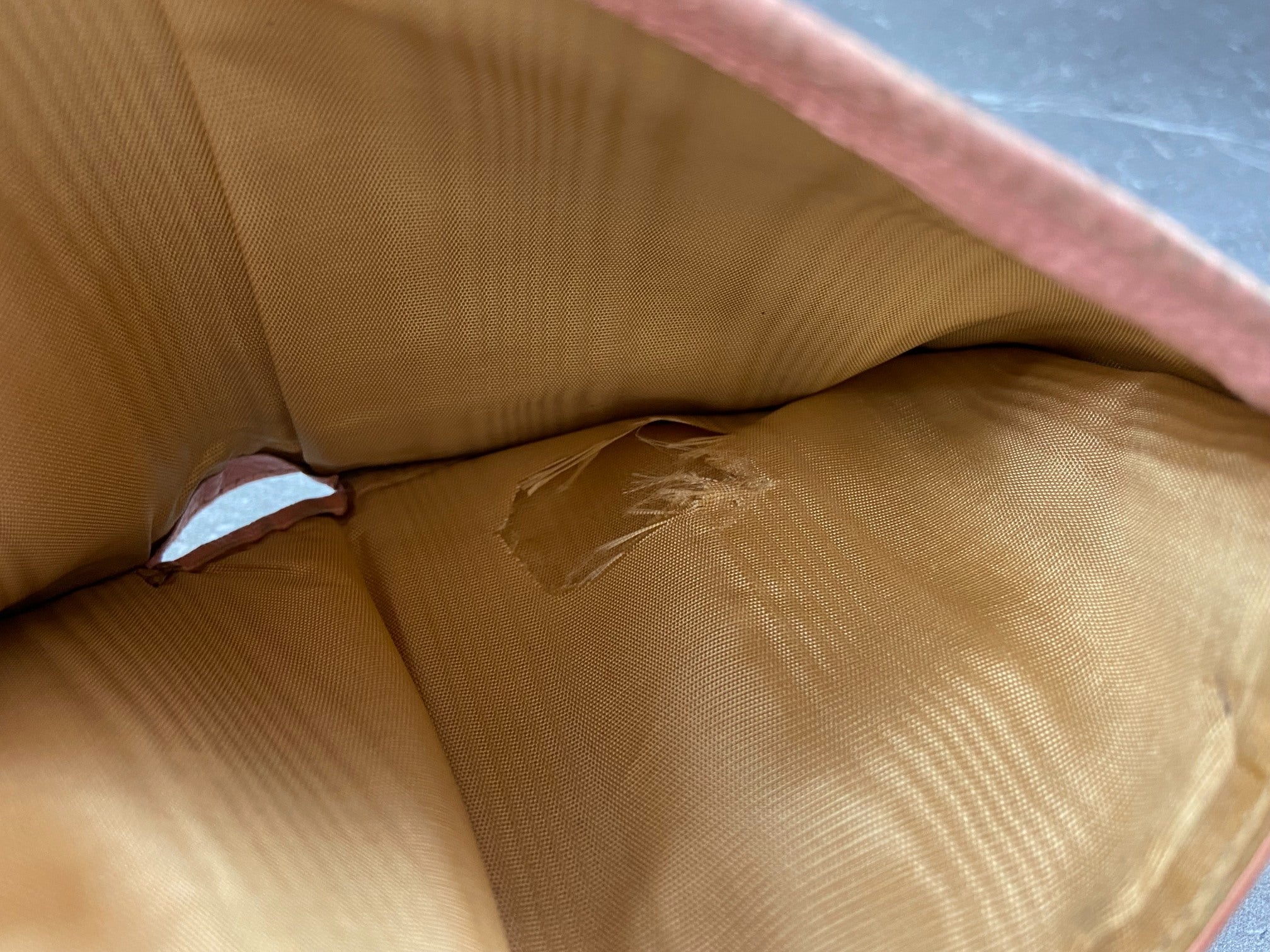 Chanel CC Compact Wallet Pink Caviar Leather