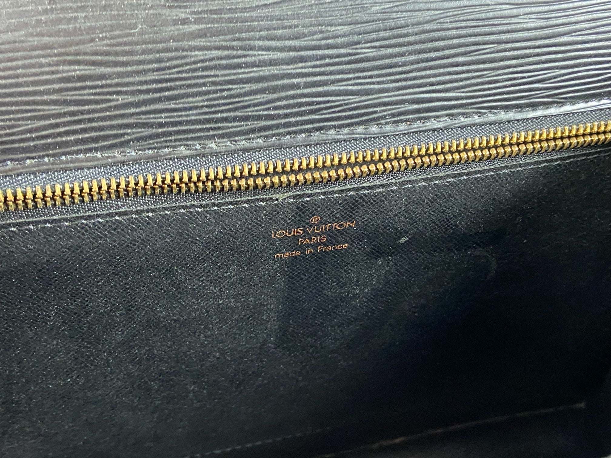 Louis Vuitton Monceau 28 Black Epi Leather