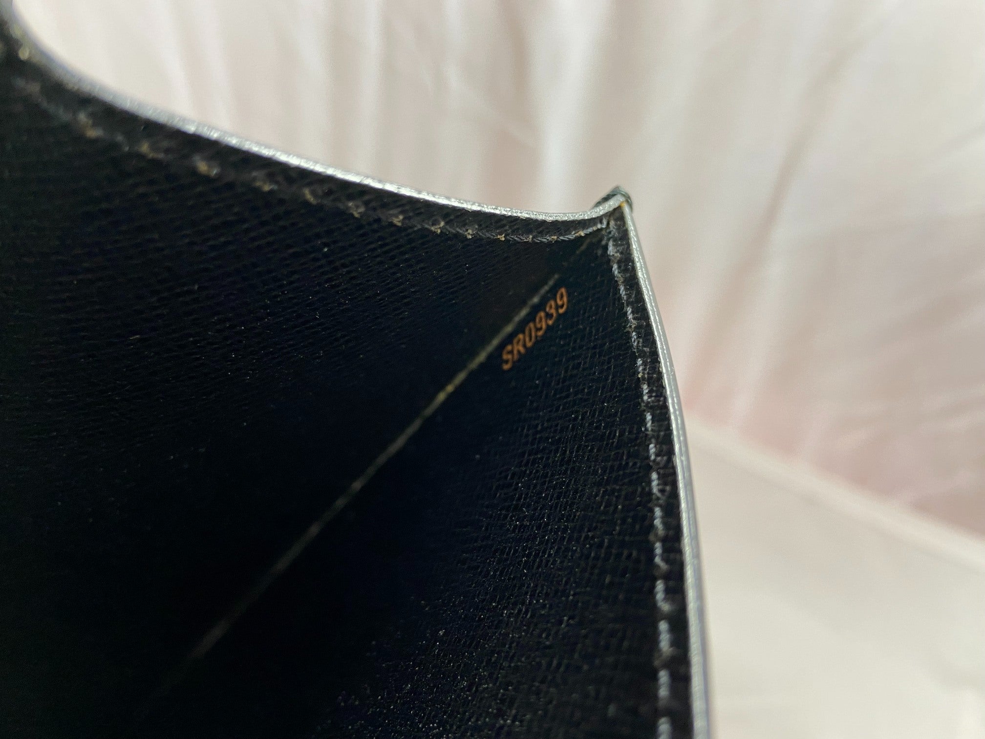 Louis Vuitton Monceau 28 Black Epi Leather