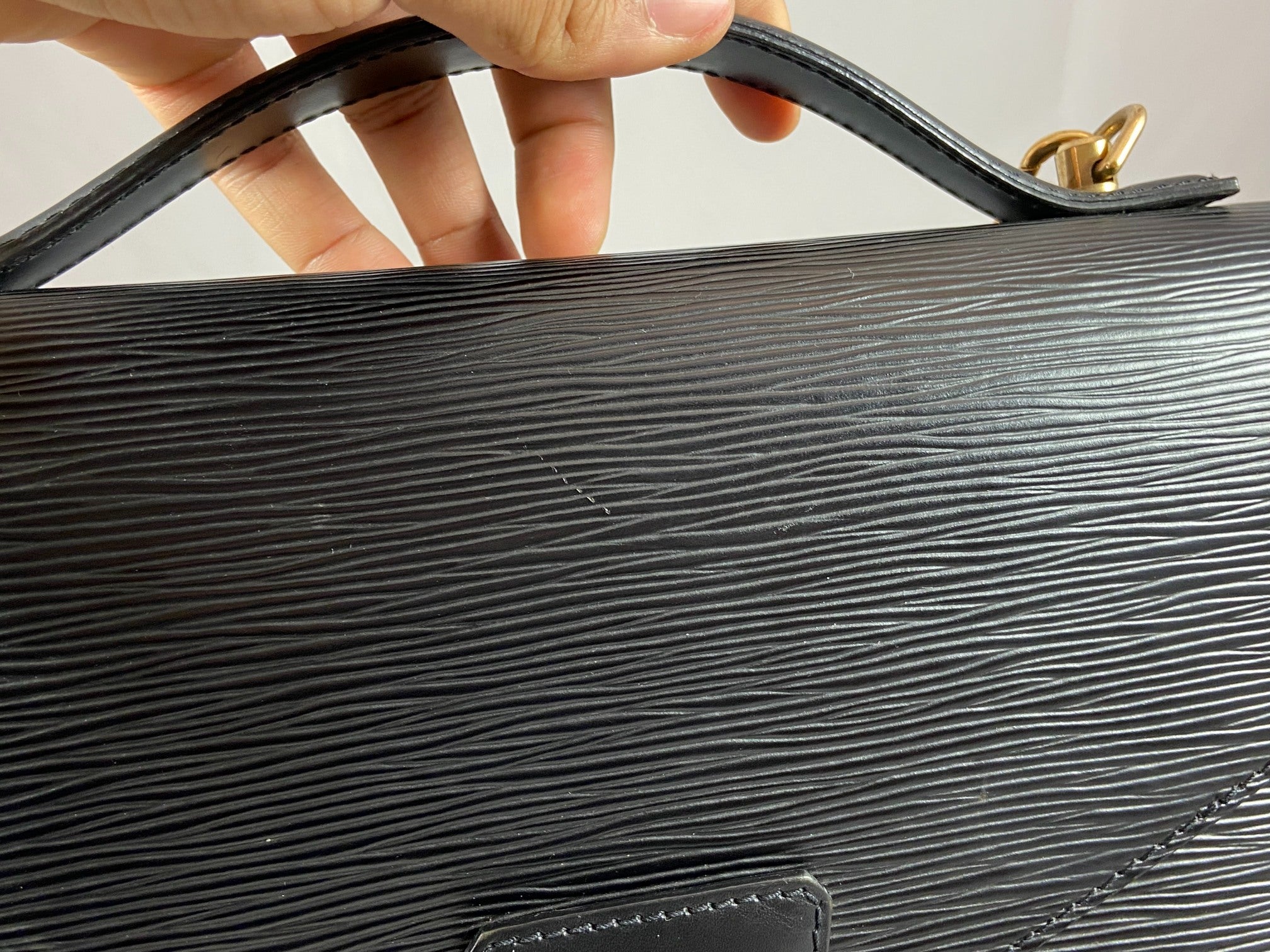 Louis Vuitton Monceau 28 Black Epi Leather