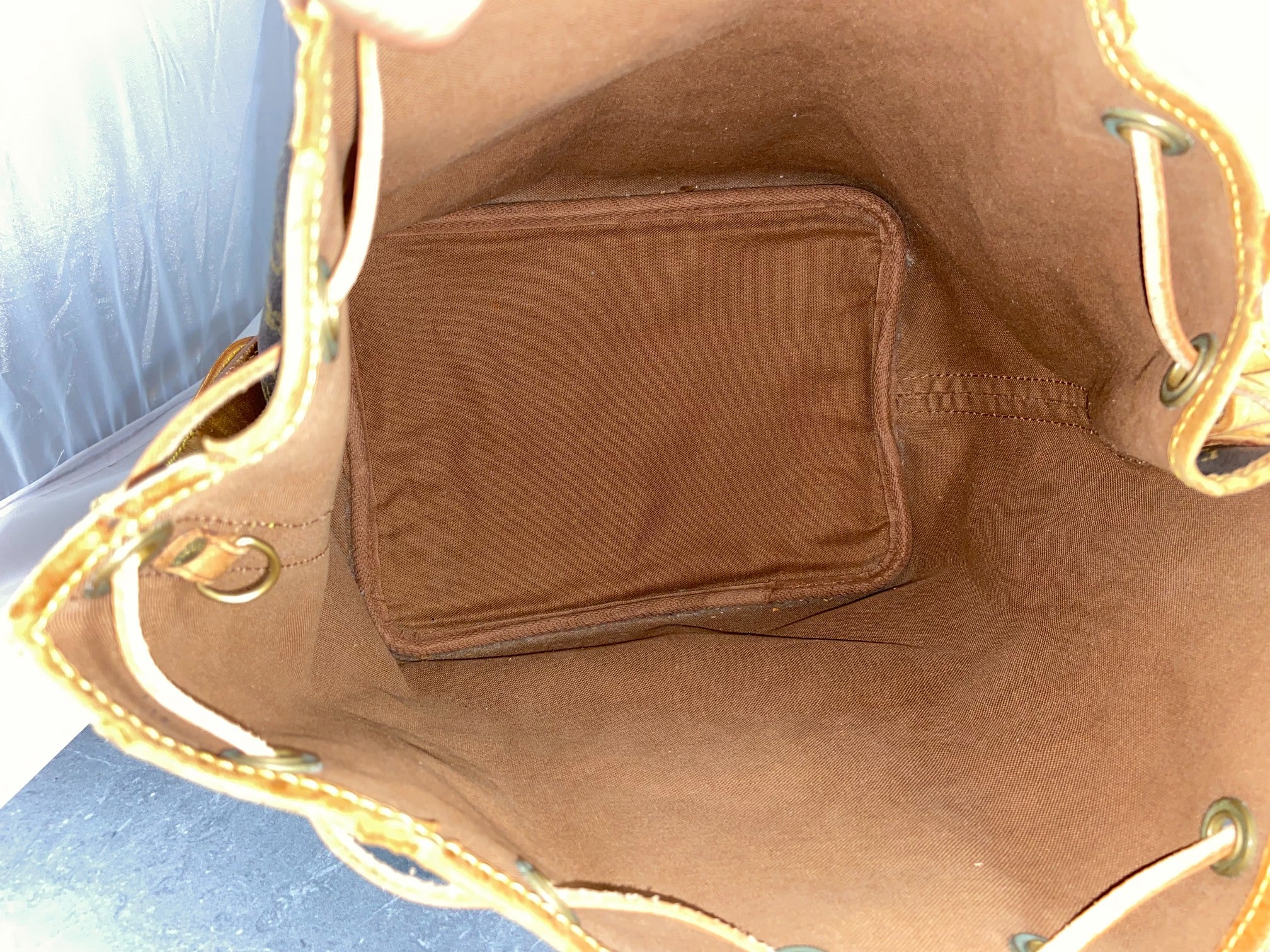 Louis Vuitton Sac Noé Petit Monogram Canvas