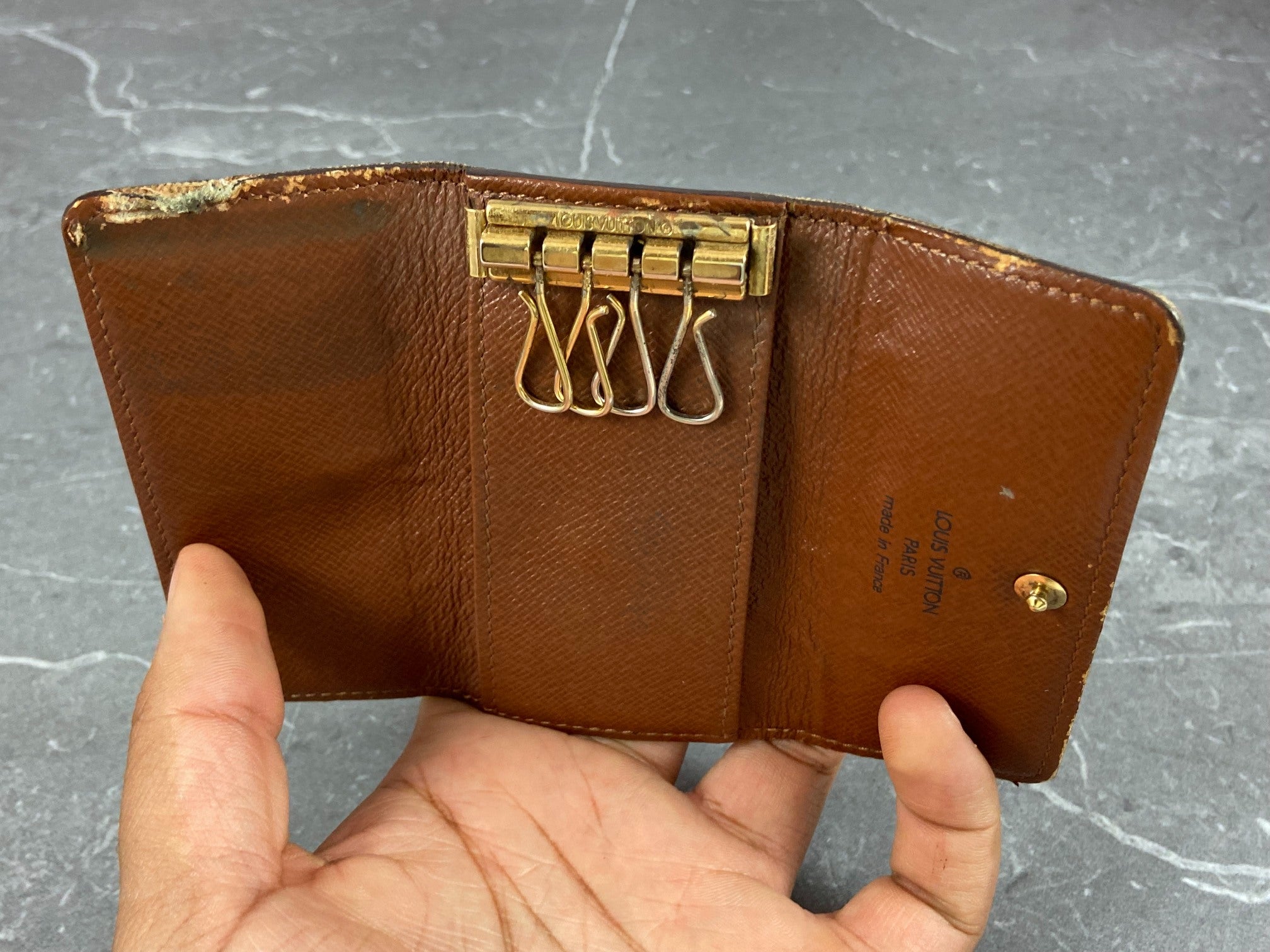 Louis Vuitton 4 Key Holder Monogram Canvas