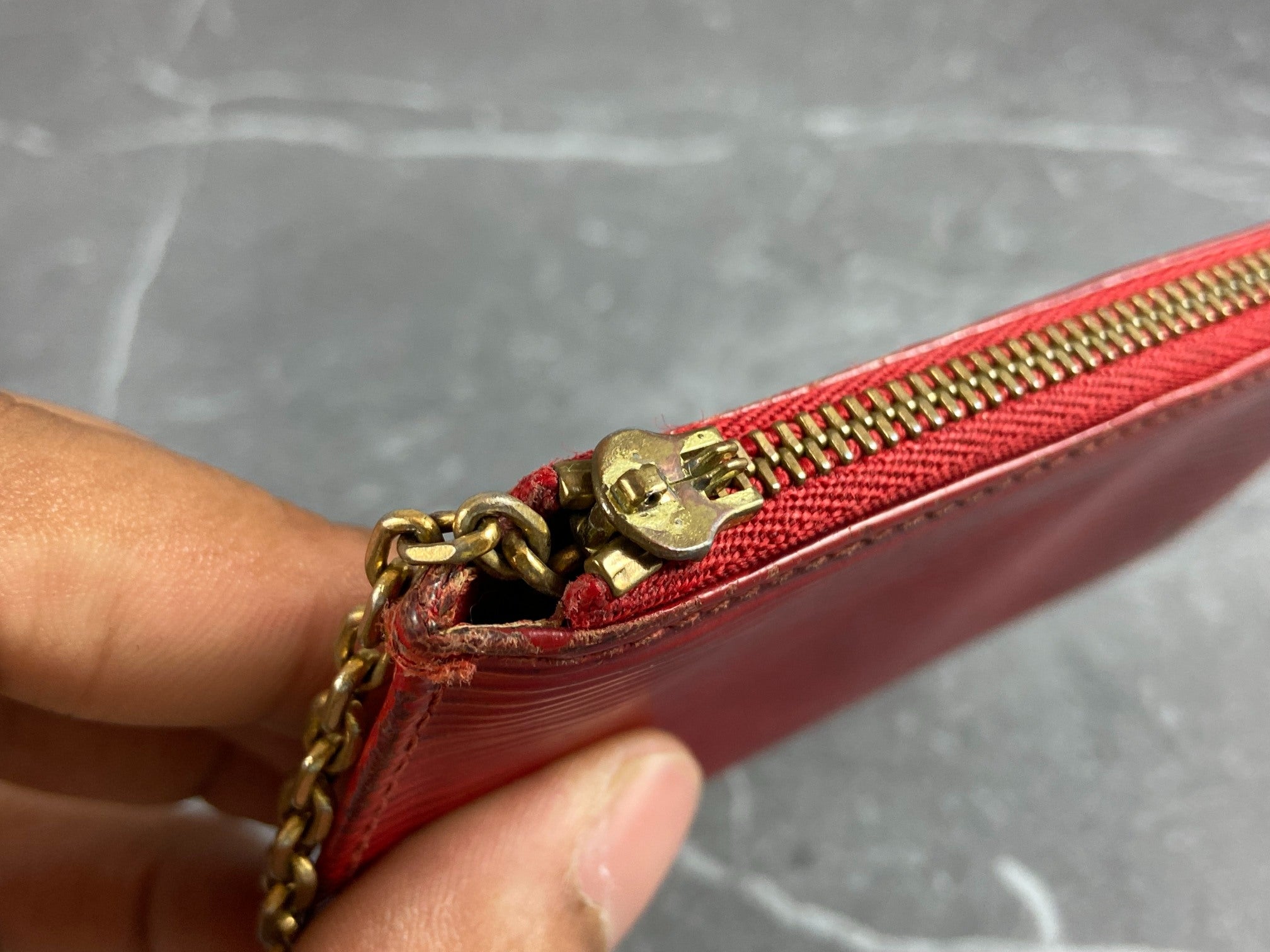 Louis Vuitton Pochette Cles Key Pouch Red Epi Leather