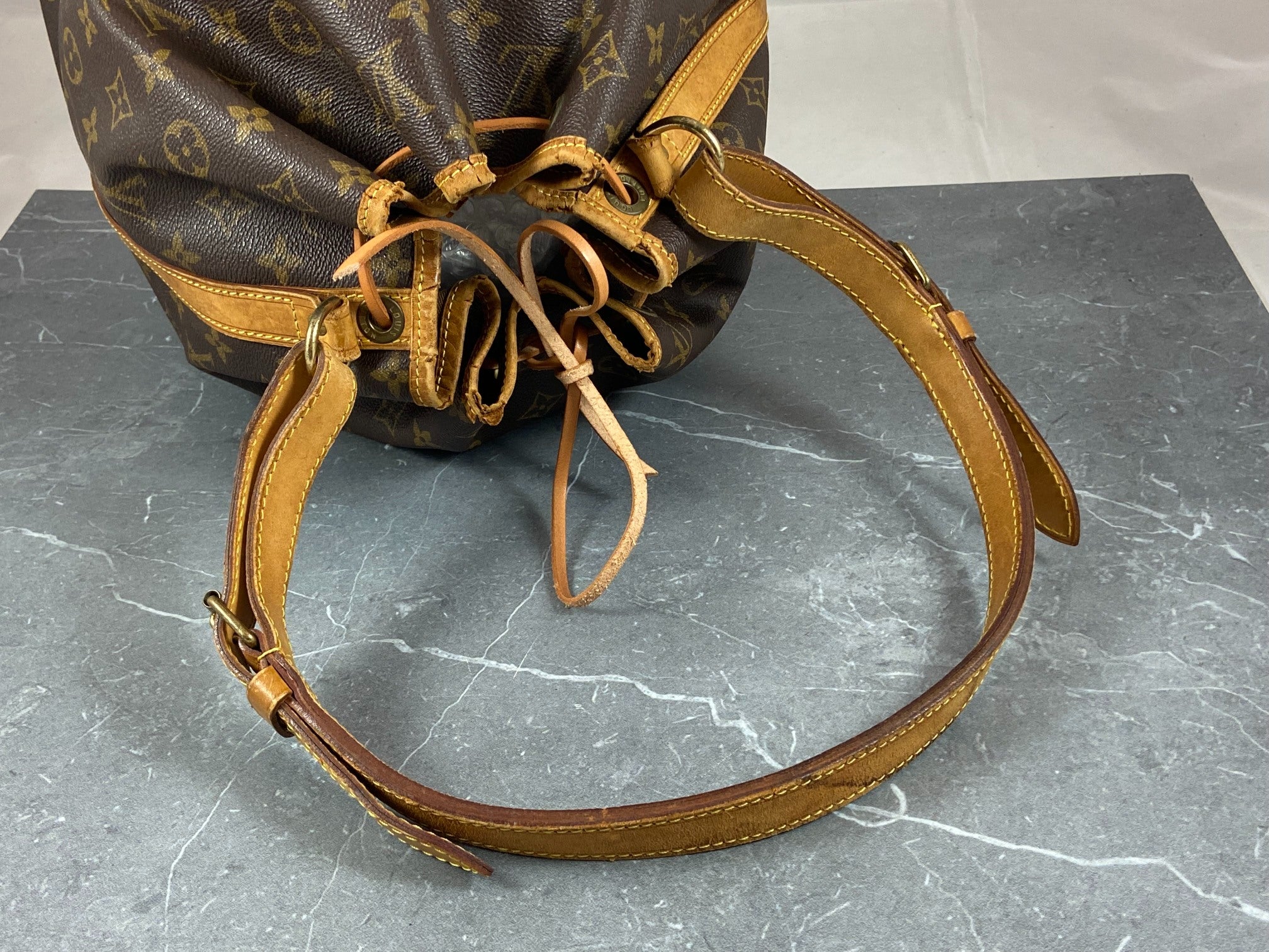 Louis Vuitton Sac Noé Petit Monogram Canvas