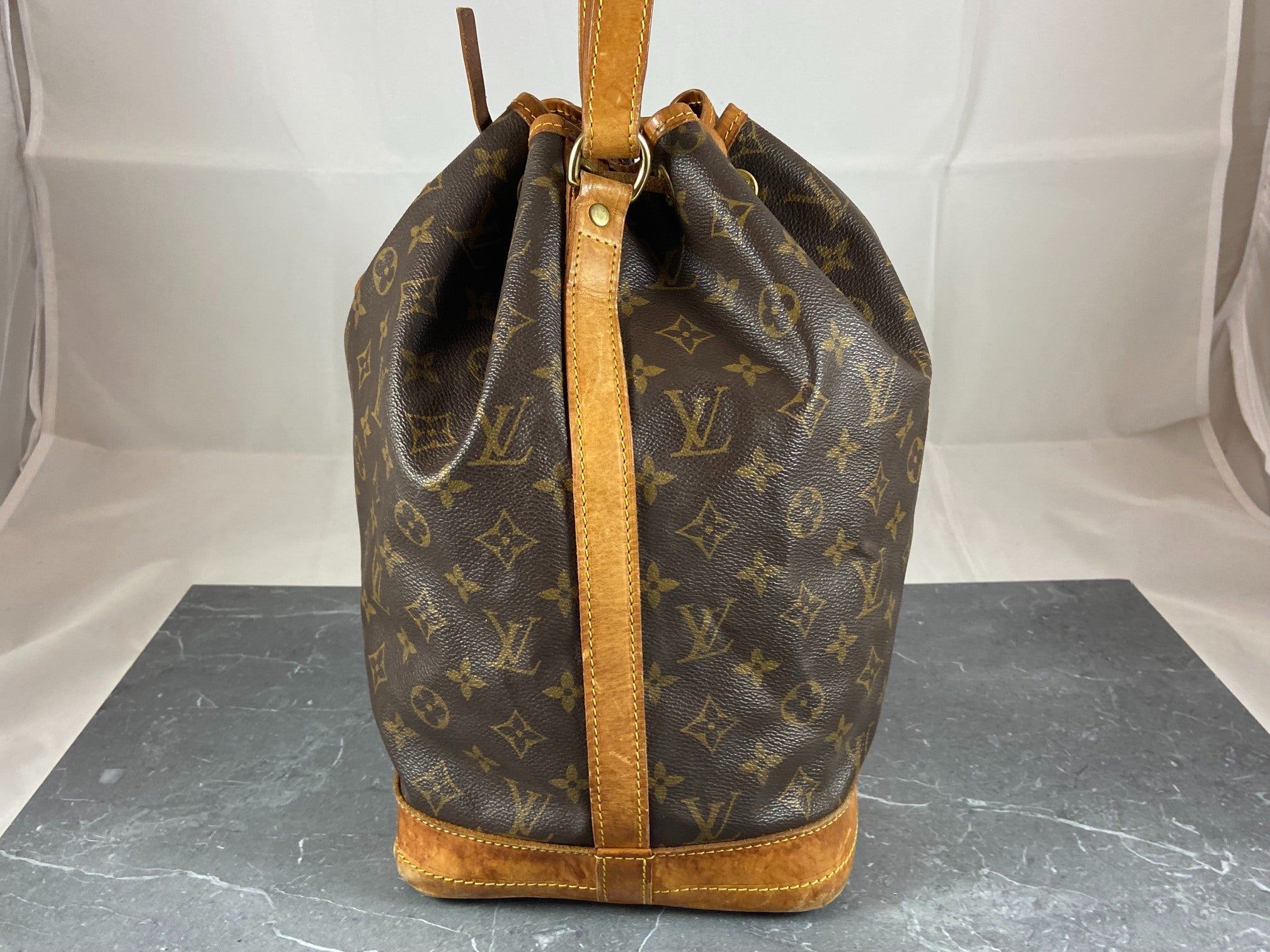 Louis Vuitton Sac Noé Grand Monogram Canvas