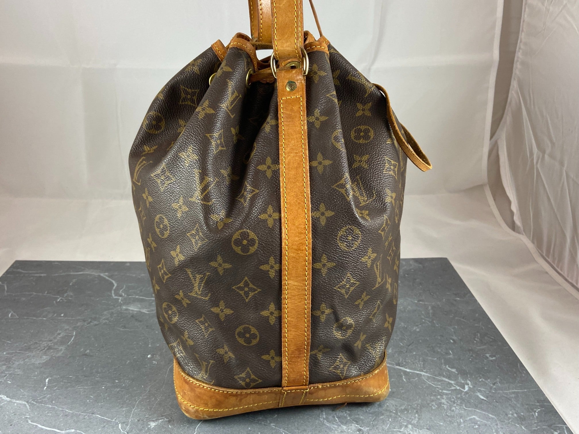 Louis Vuitton Sac Noé Grand Monogram Canvas