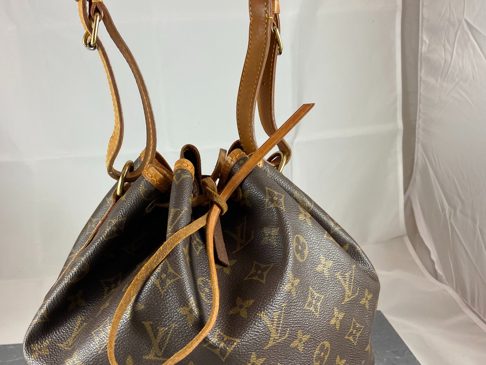 Louis Vuitton Sac Noé Grand Monogram Canvas