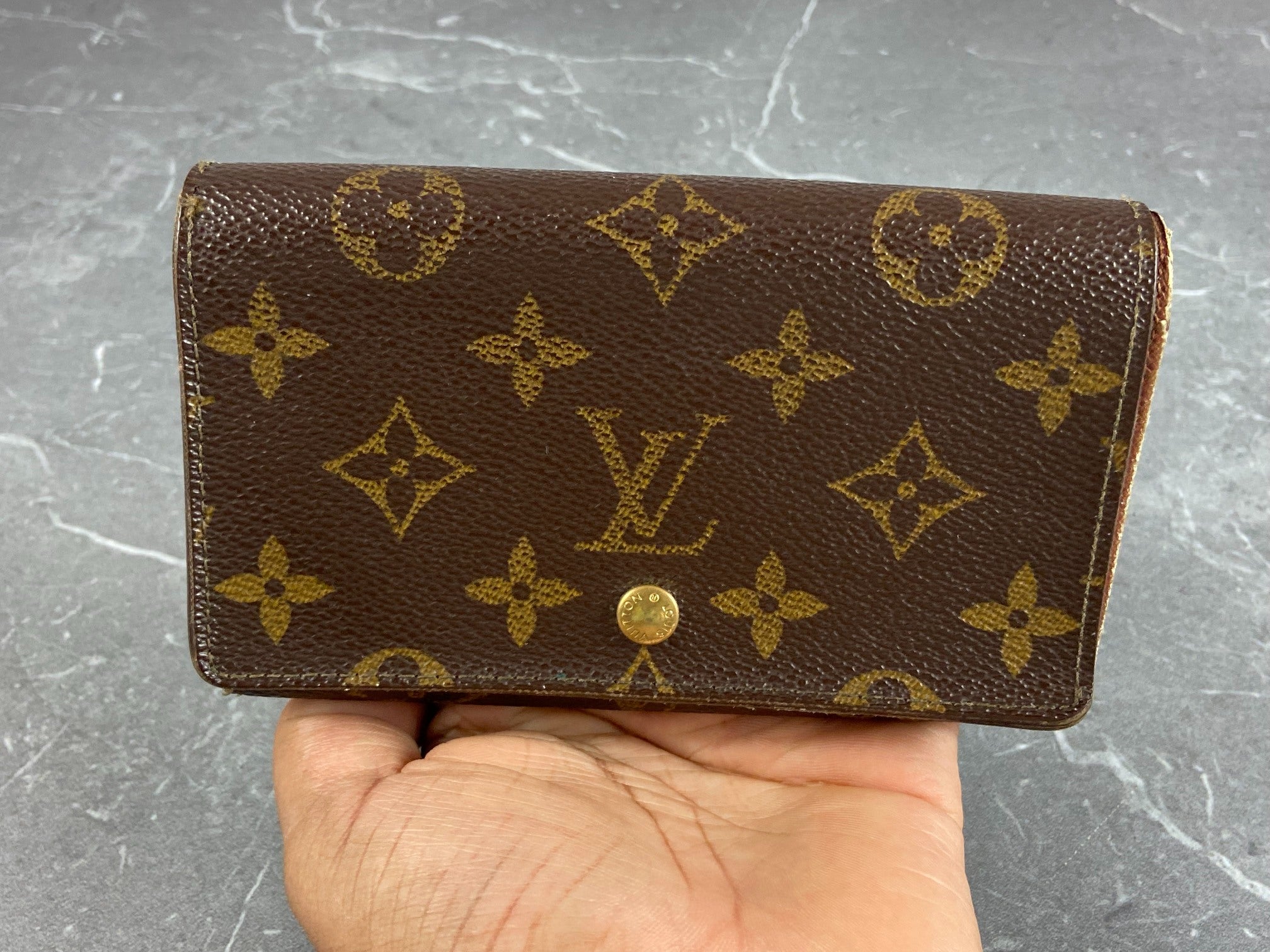 Louis Vuitton Porte-Monnaie Tresor Monogram Canvas