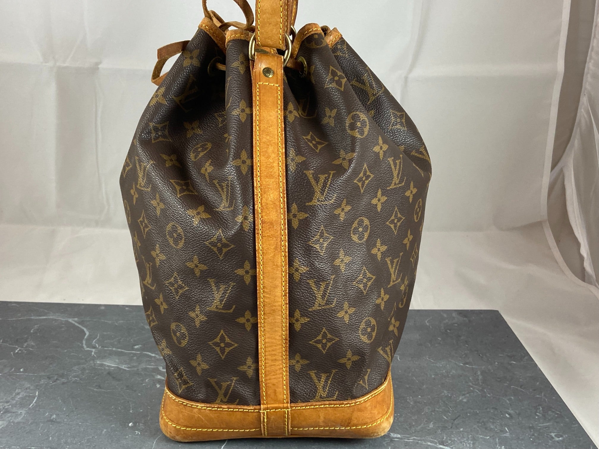 Louis Vuitton Sac Noé Grand Monogram Canvas