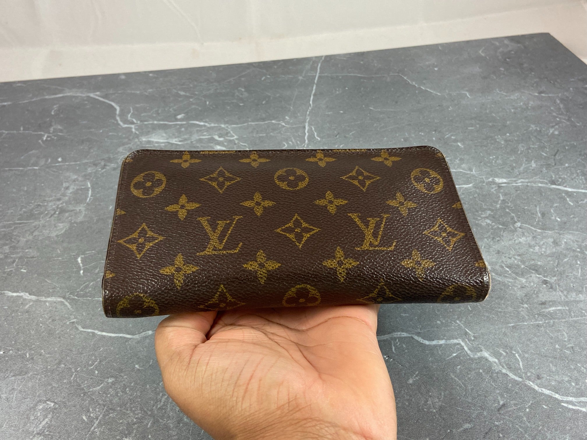 Louis Vuitton Zippy Wallet Monogram Canvas