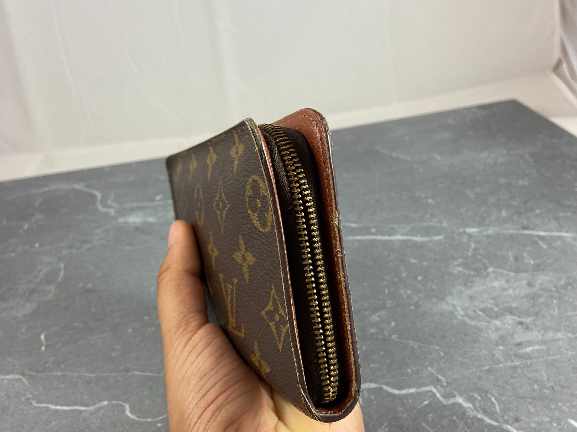 Louis Vuitton Zippy Wallet Monogram Canvas