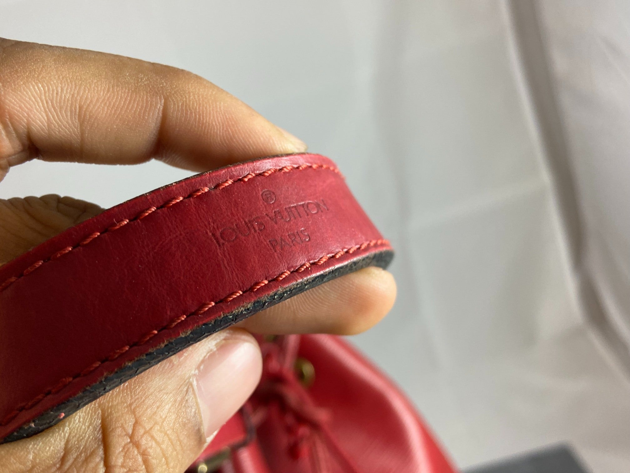Louis Vuitton Sac Noé Grand Red Epi Leather