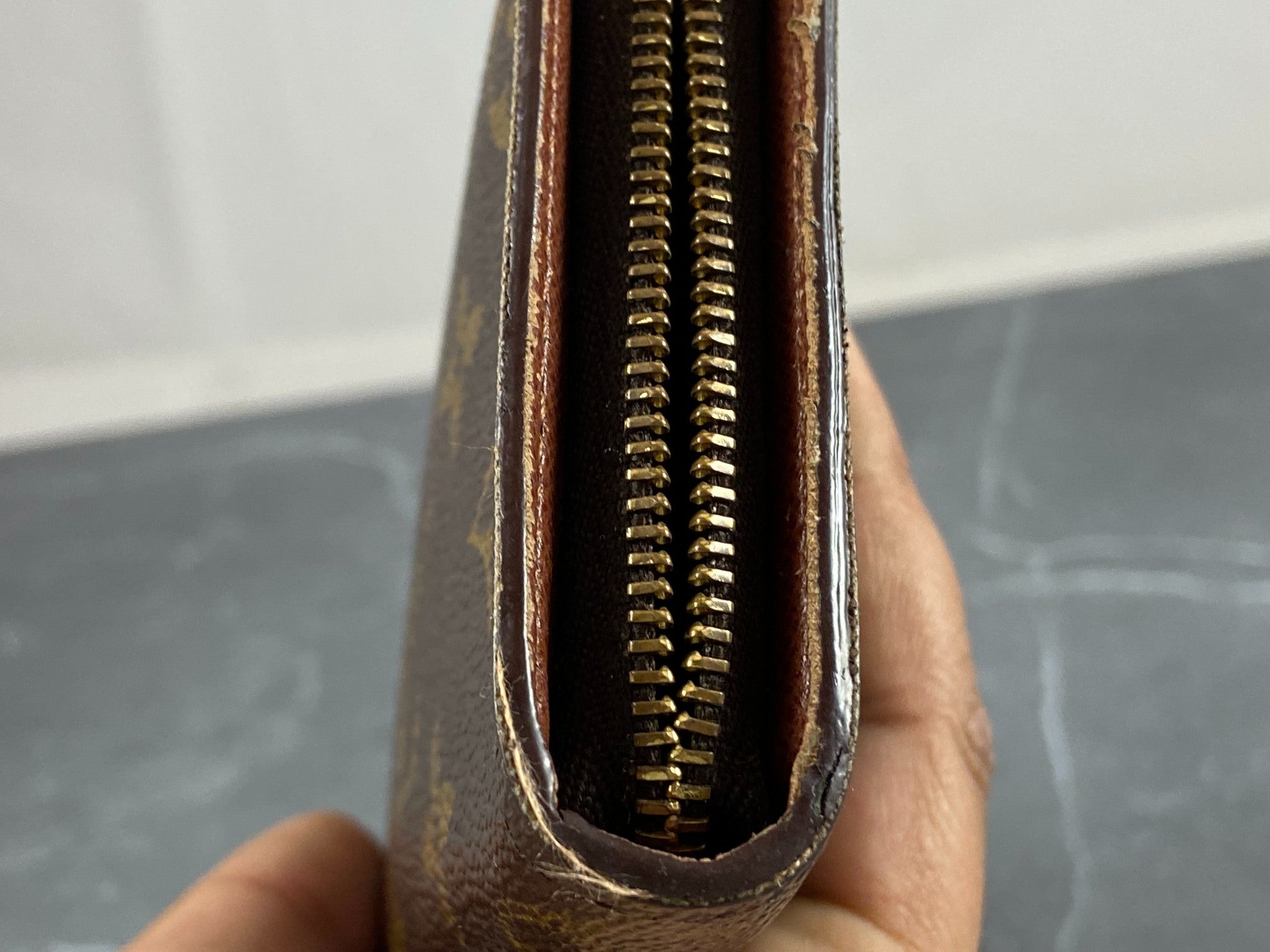 Louis Vuitton Zippy Wallet Monogram Canvas