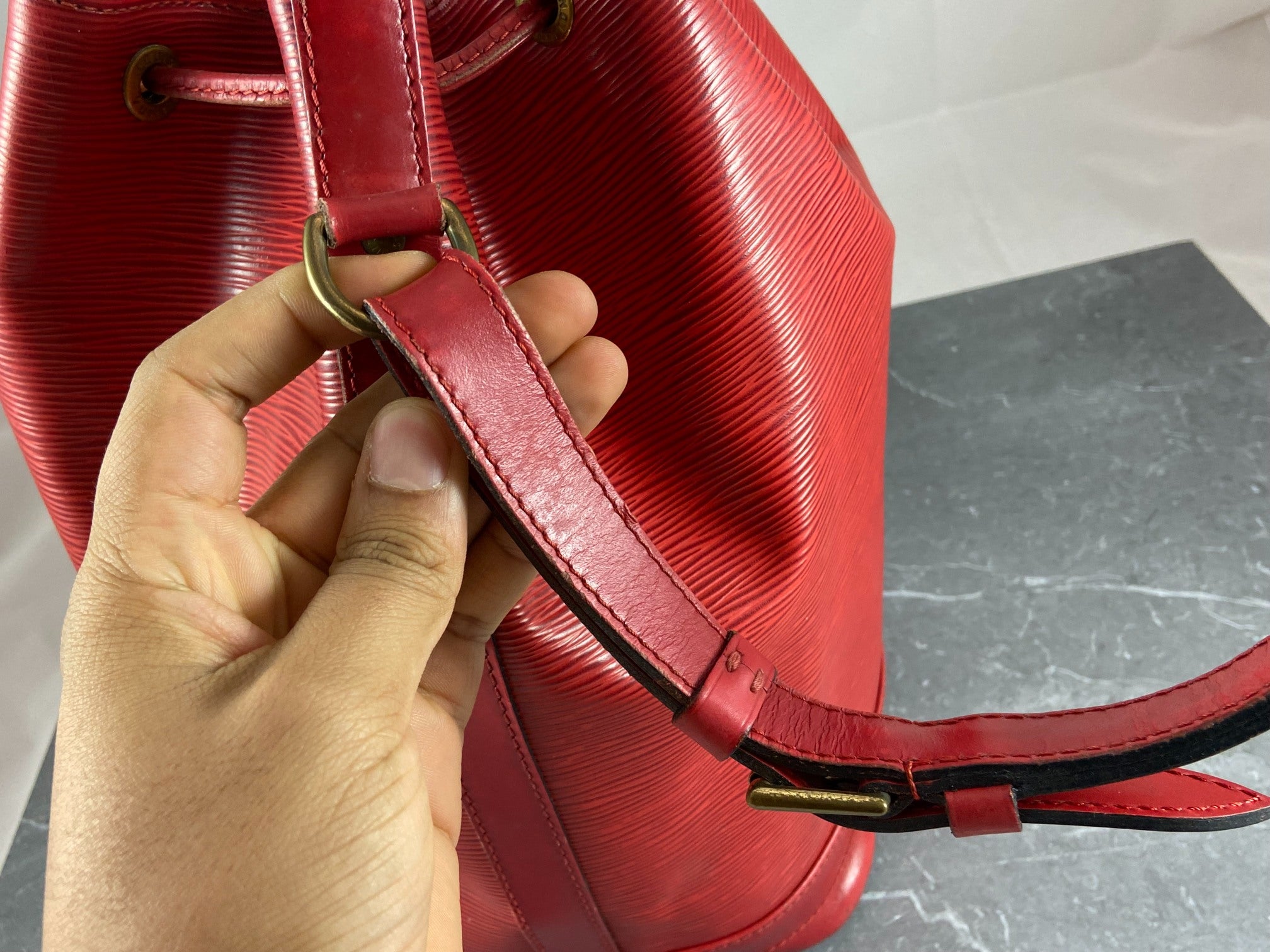 Louis Vuitton Sac Noé Grand Red Epi Leather